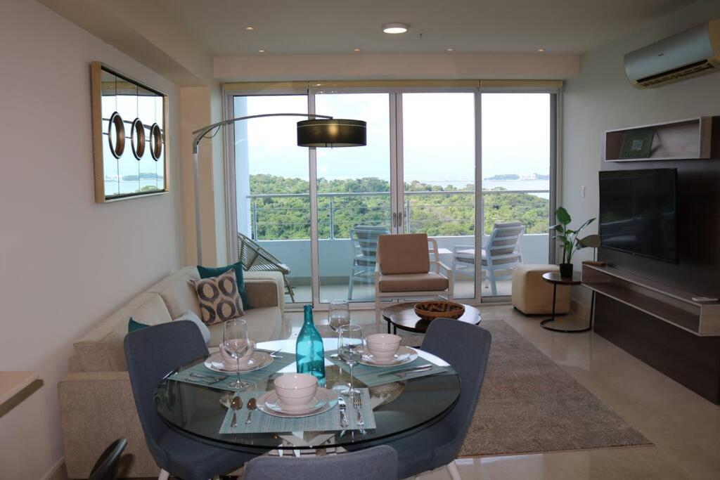 08B Luxury Oceanfront Resort Lifestyle Panama