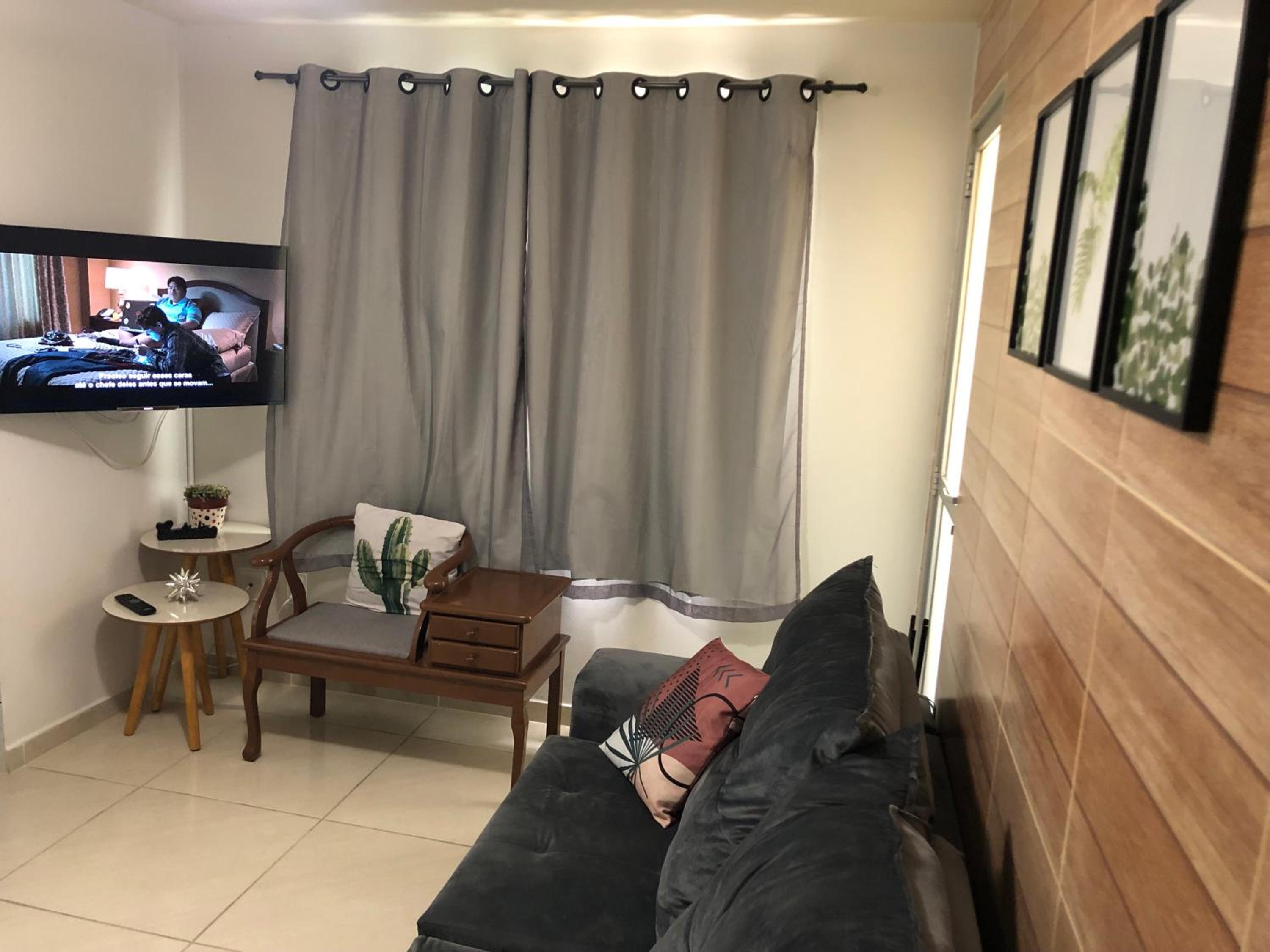 A Passos da Areia Apartamento 2 Quartos no Coração da Badalada Praia do Morro - WiFi Fibra