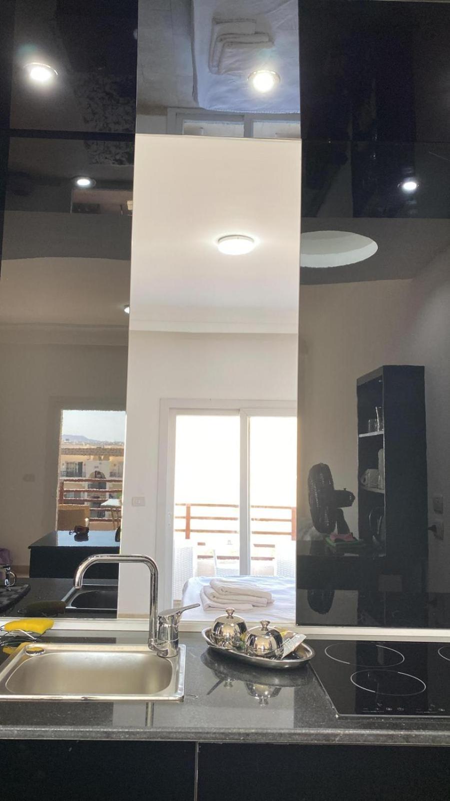 Luxus Designer Apartment in Sunny Lakes 2 ganz nah am Zentrum Naama Bay 75 m2 direkt am Pool - 2 Bakone Obergeschoss bis zu 5 Personen buchbar