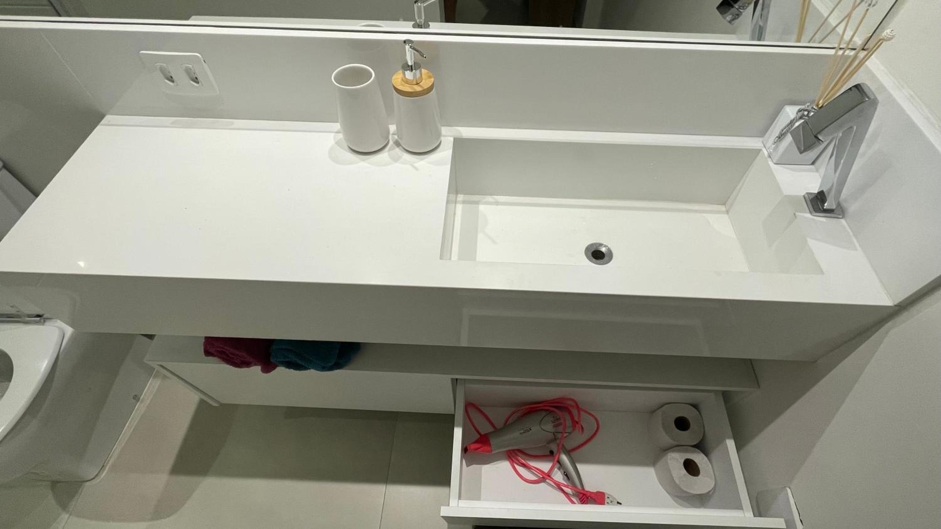 Cobertura aconchegante perto do shopping independência, home office, garagem