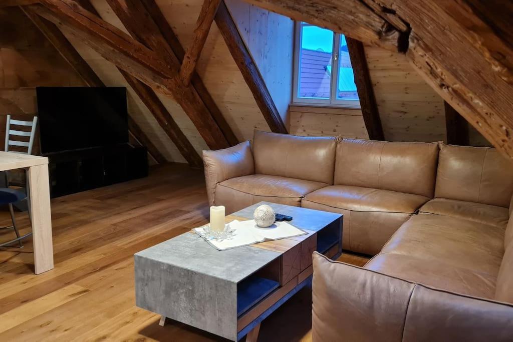Wunderschöne Maisonette-Wohnung nahe des Zentrums mit kostenlosem Parkplatz