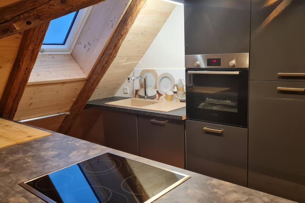 Wunderschöne Maisonette-Wohnung nahe des Zentrums mit kostenlosem Parkplatz