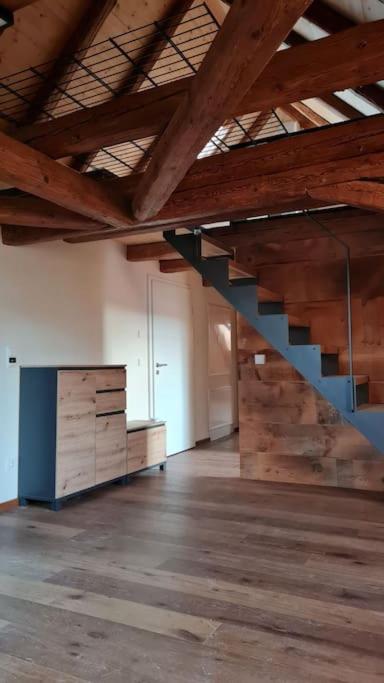 Wunderschöne Maisonette-Wohnung nahe des Zentrums mit kostenlosem Parkplatz
