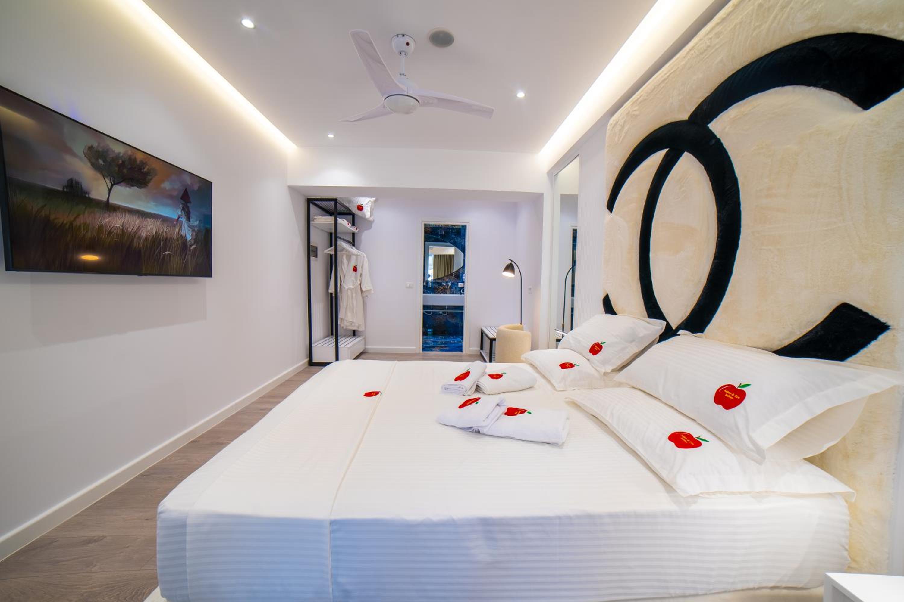 Adam & Eve Suites