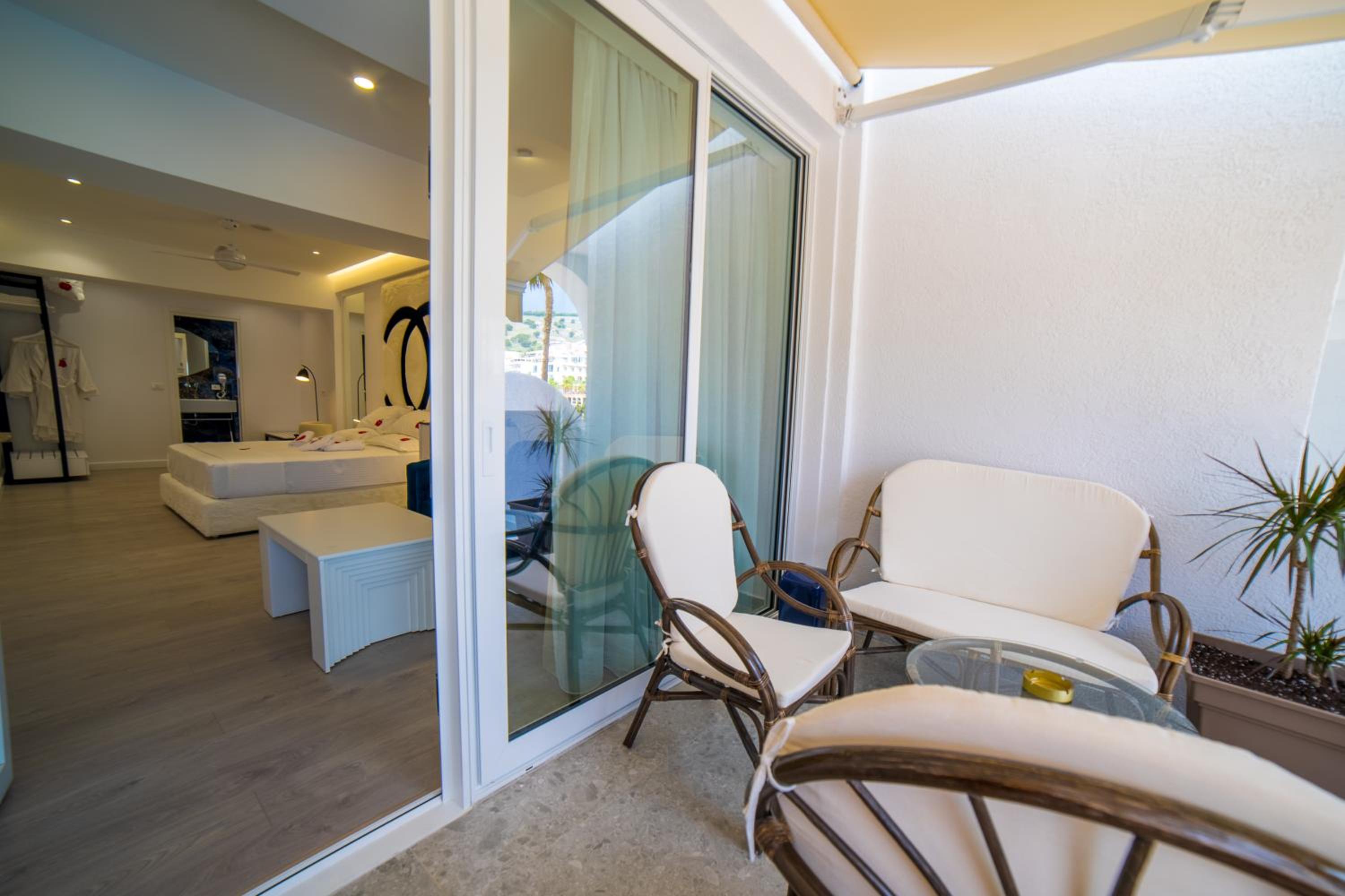 Adam & Eve Suites