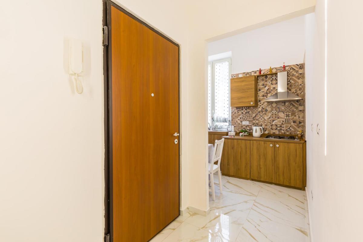 Casa Vacanza Vanity en Naples — kitchen