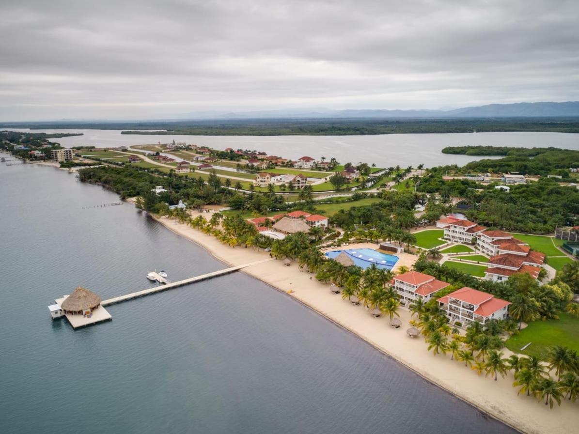 Villa Castello- Water Views & Resort Amenities