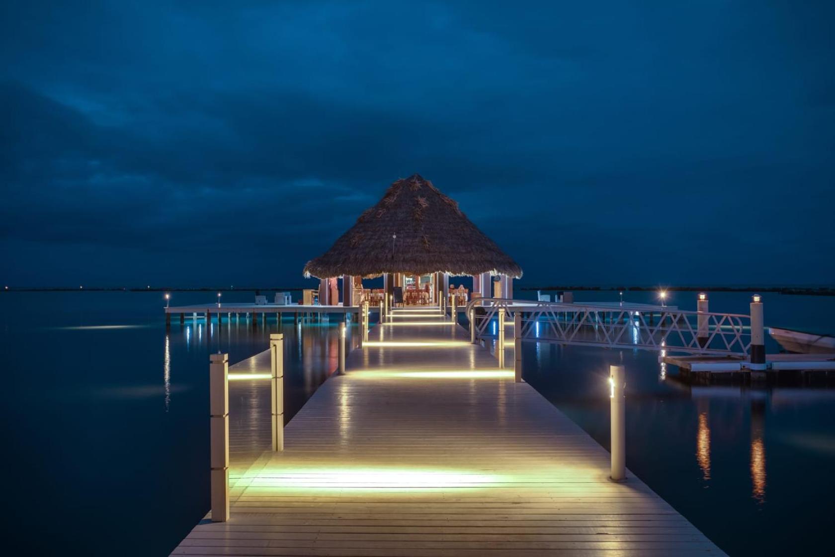 Villa Castello- Water Views & Resort Amenities