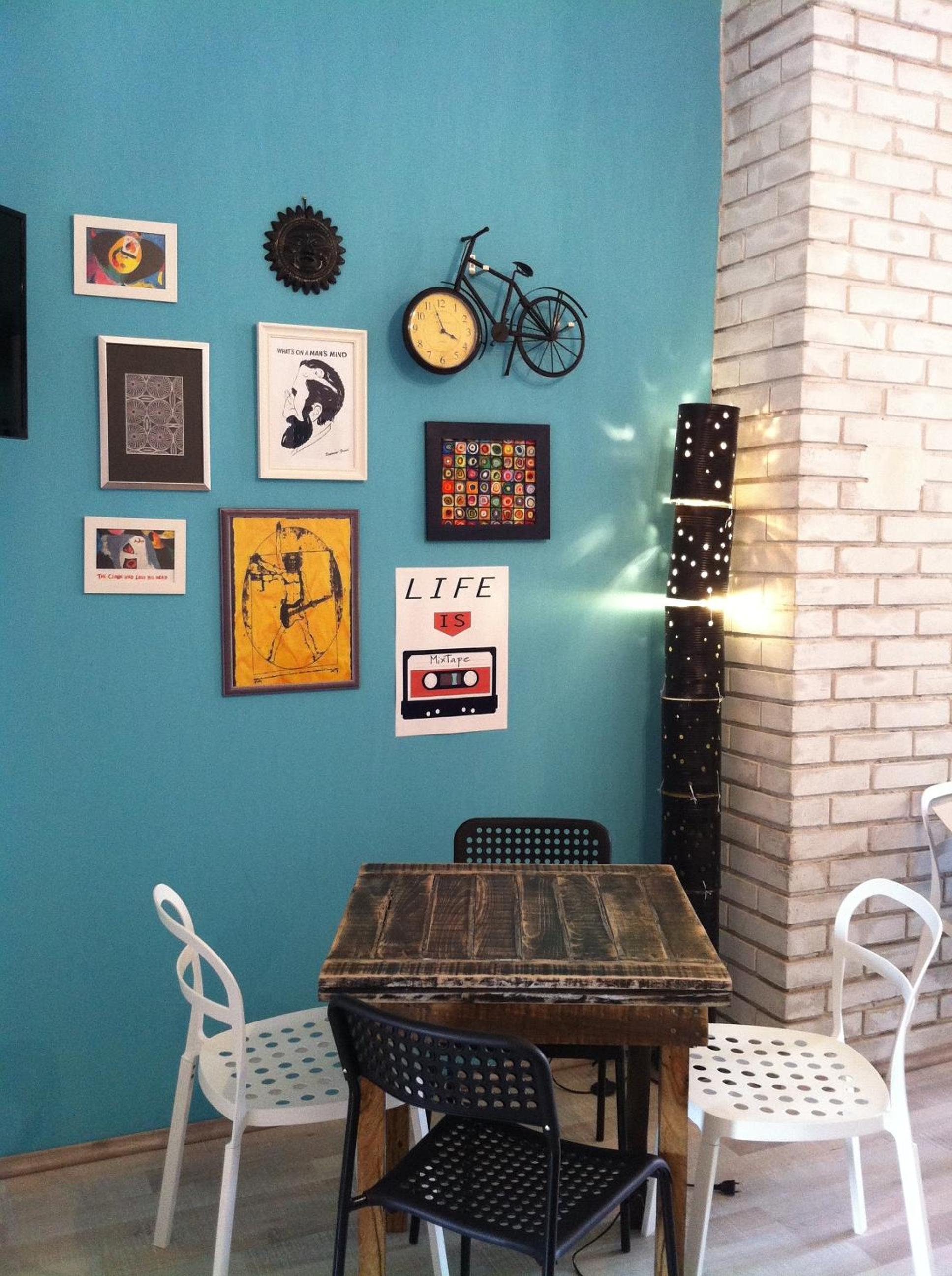 Falling Lakes Hostel
