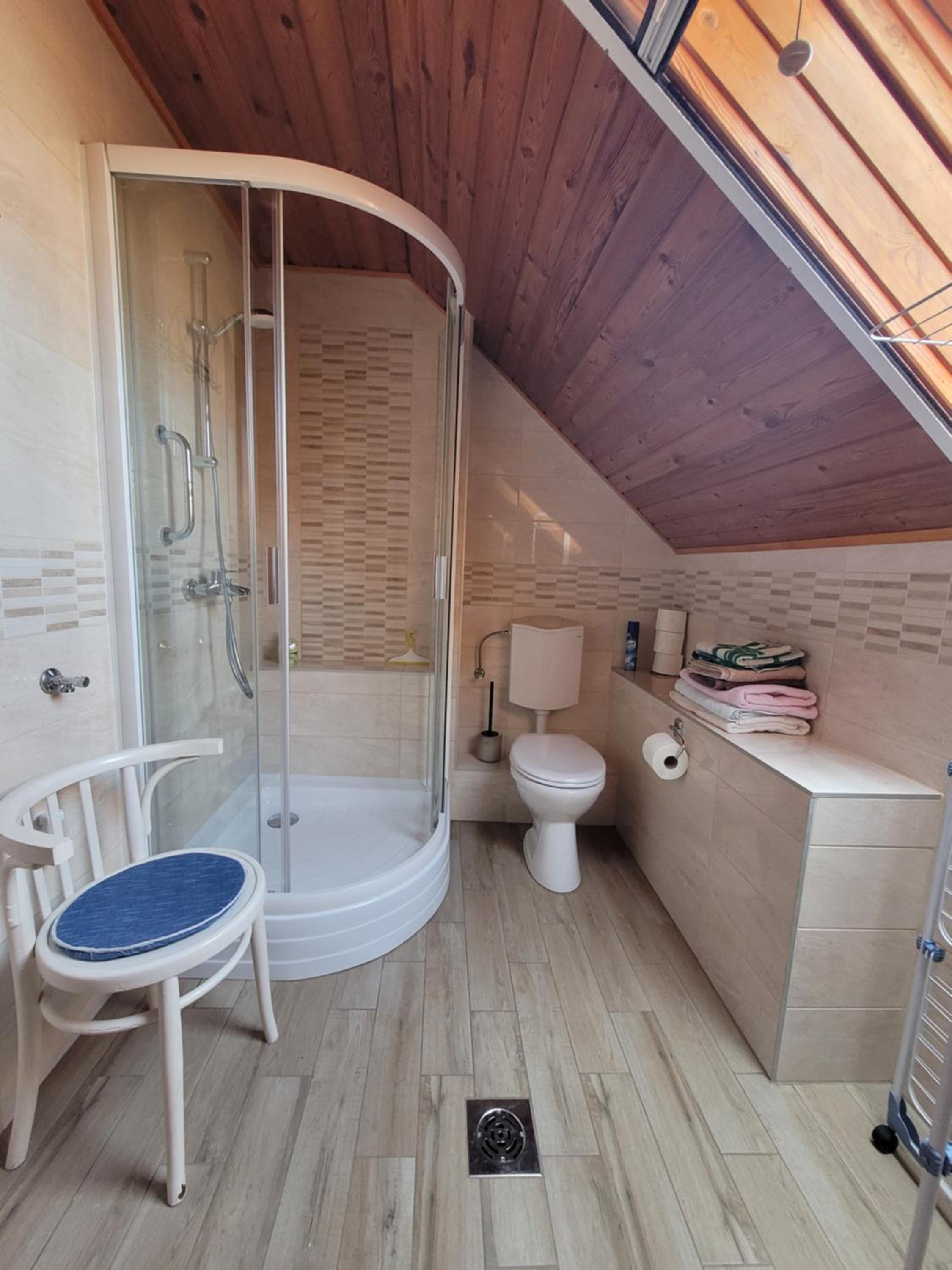 Liliom Apartman