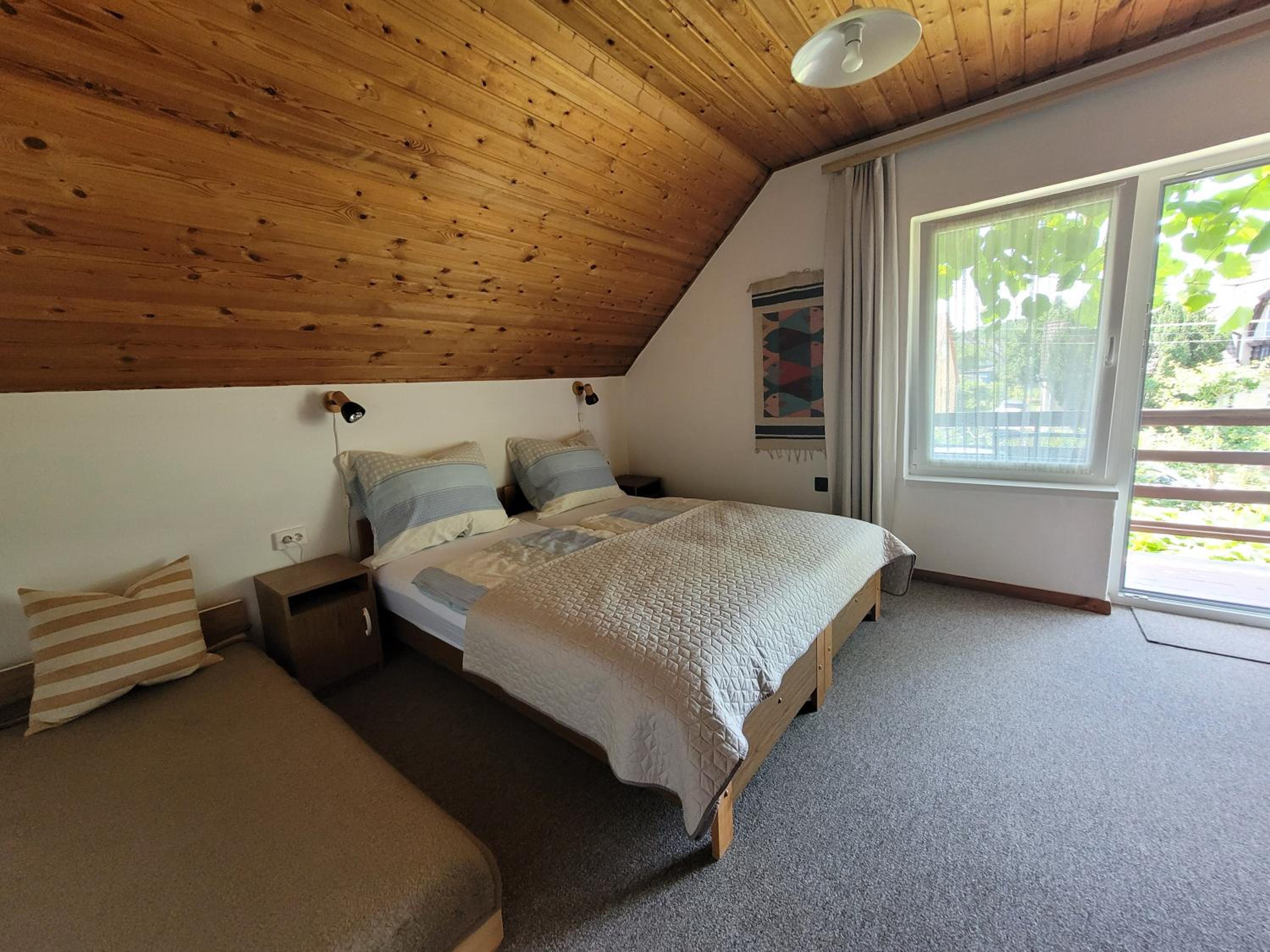 Liliom Apartman