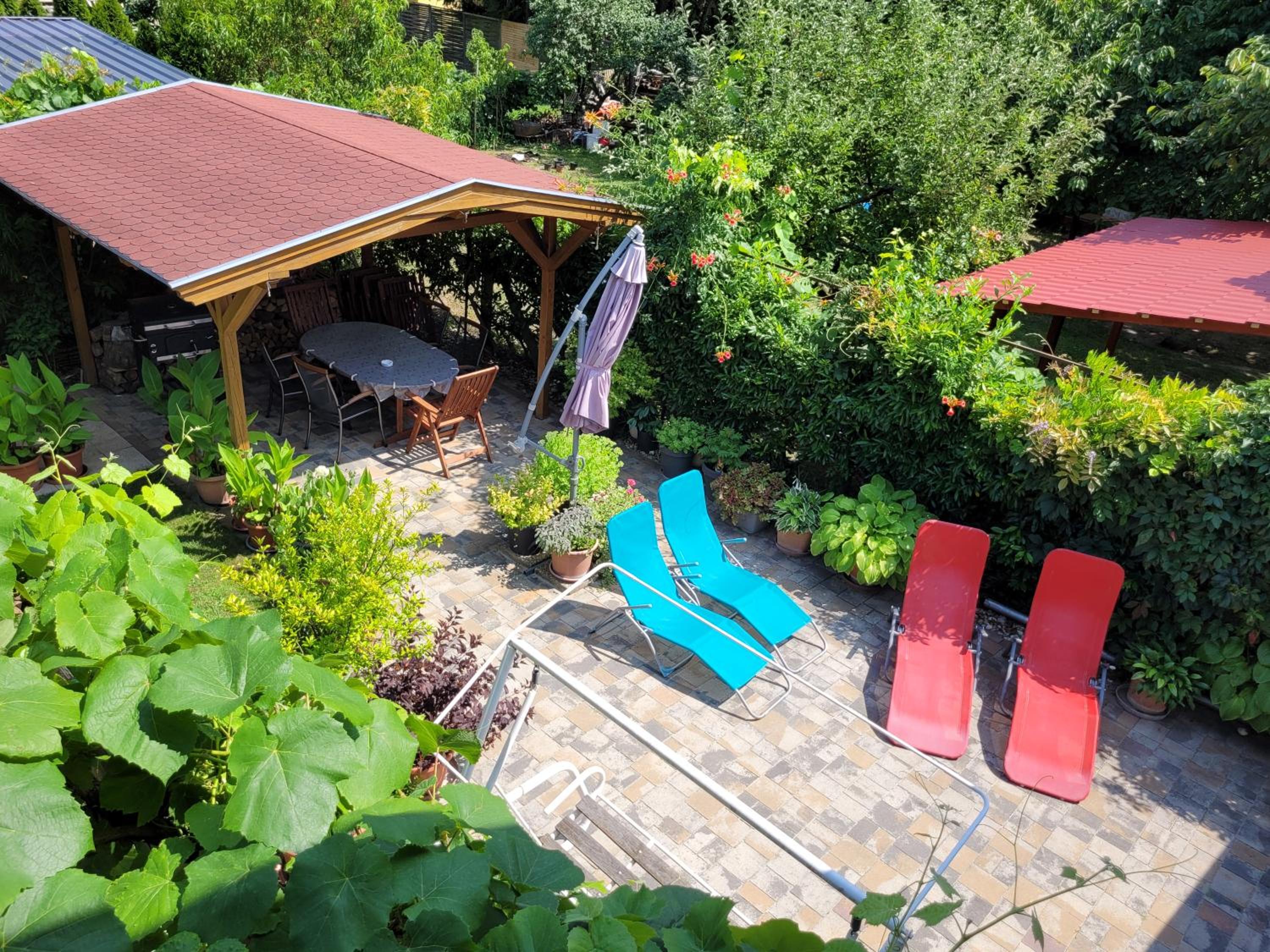 Liliom Apartman