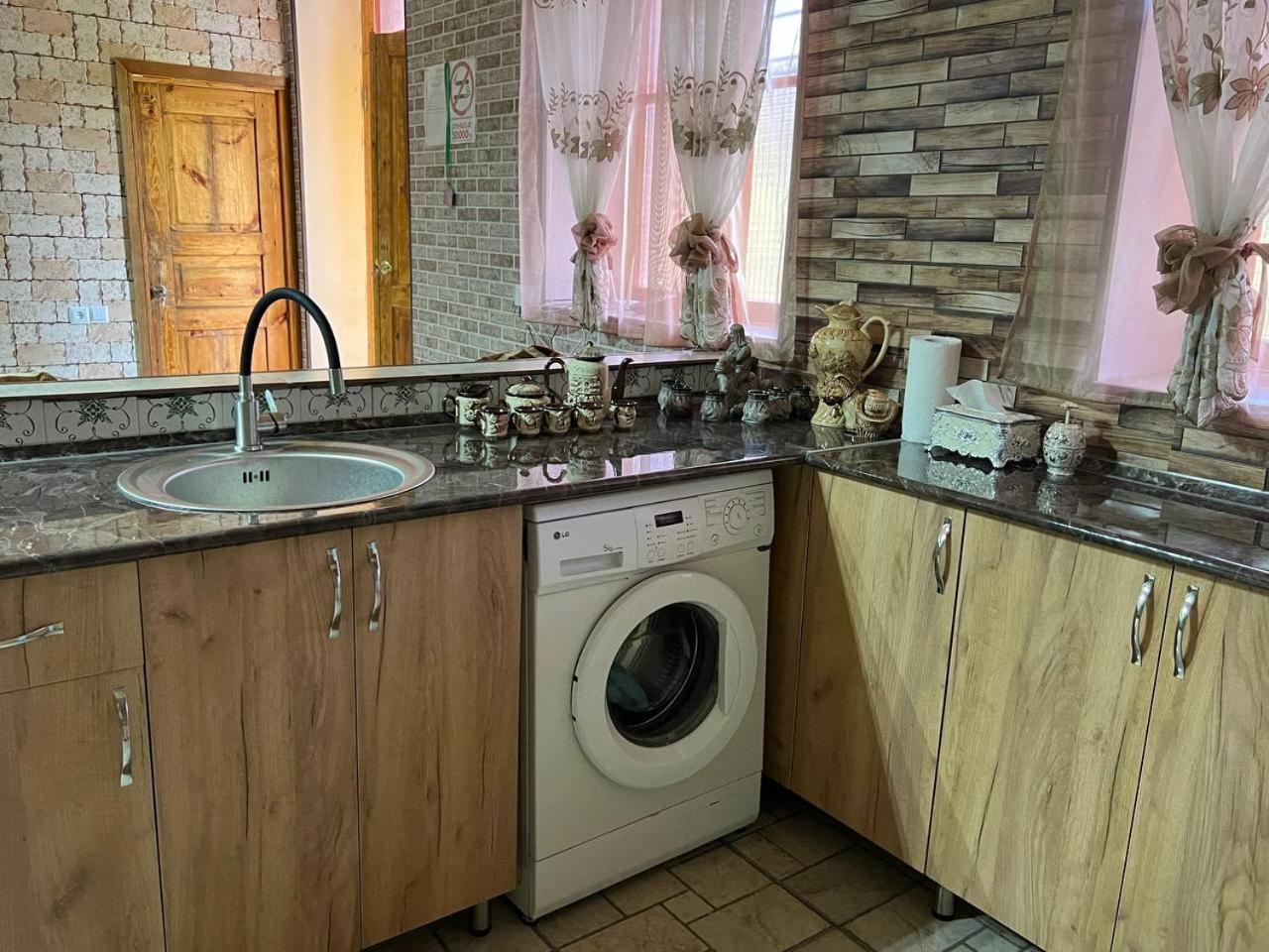 HamEl Guest House