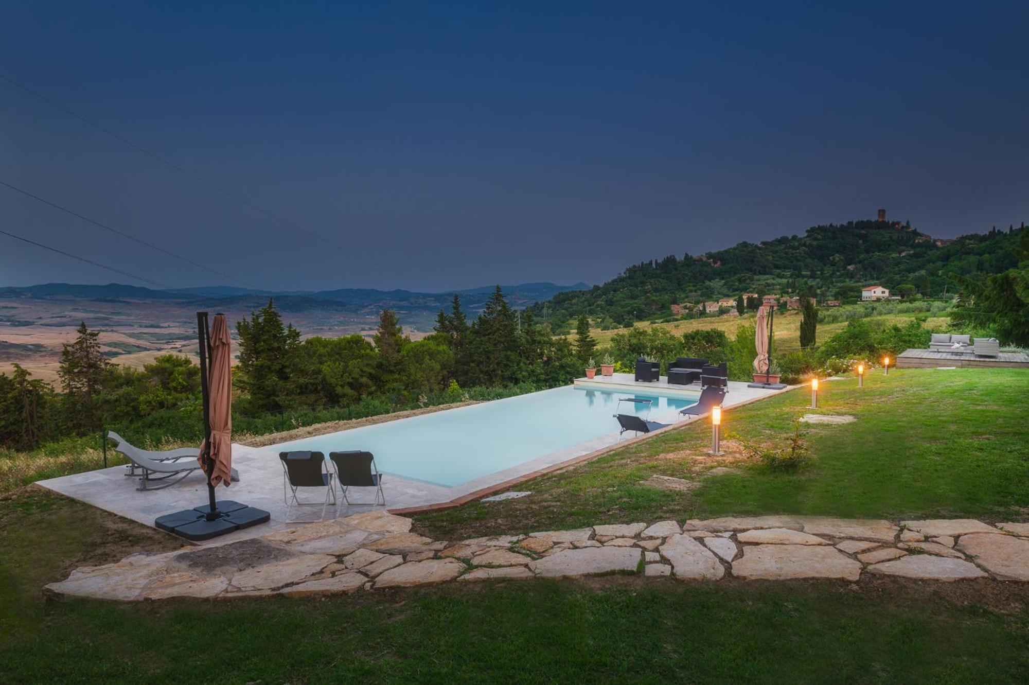 Podere Il Chiesino 8&2 Emma Villas view 4