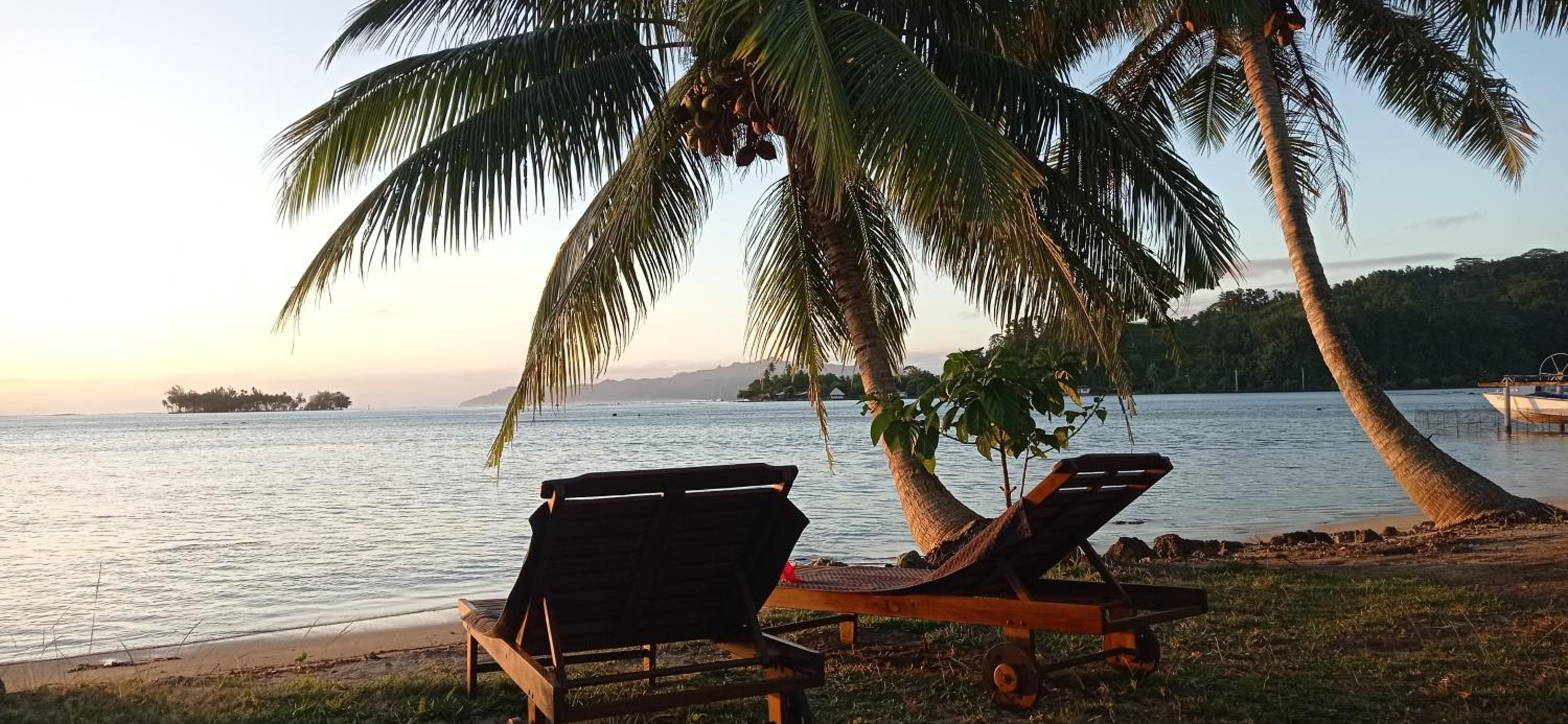 RAIATEA - The BEACH HOUSE - plage sur le lagon ! view 5