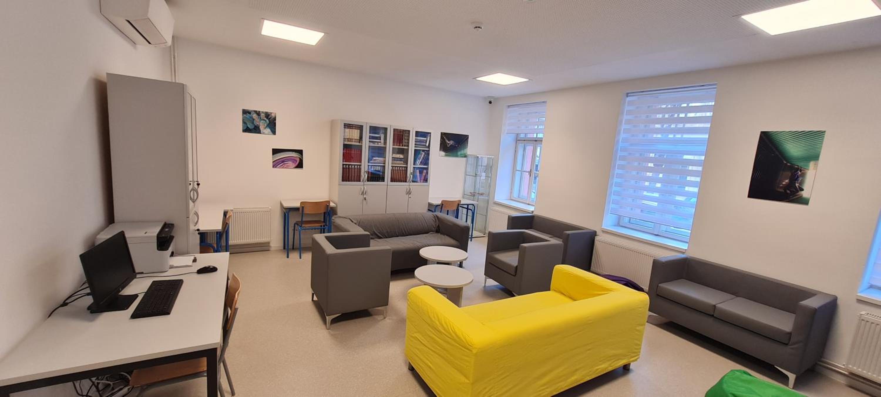 lounge