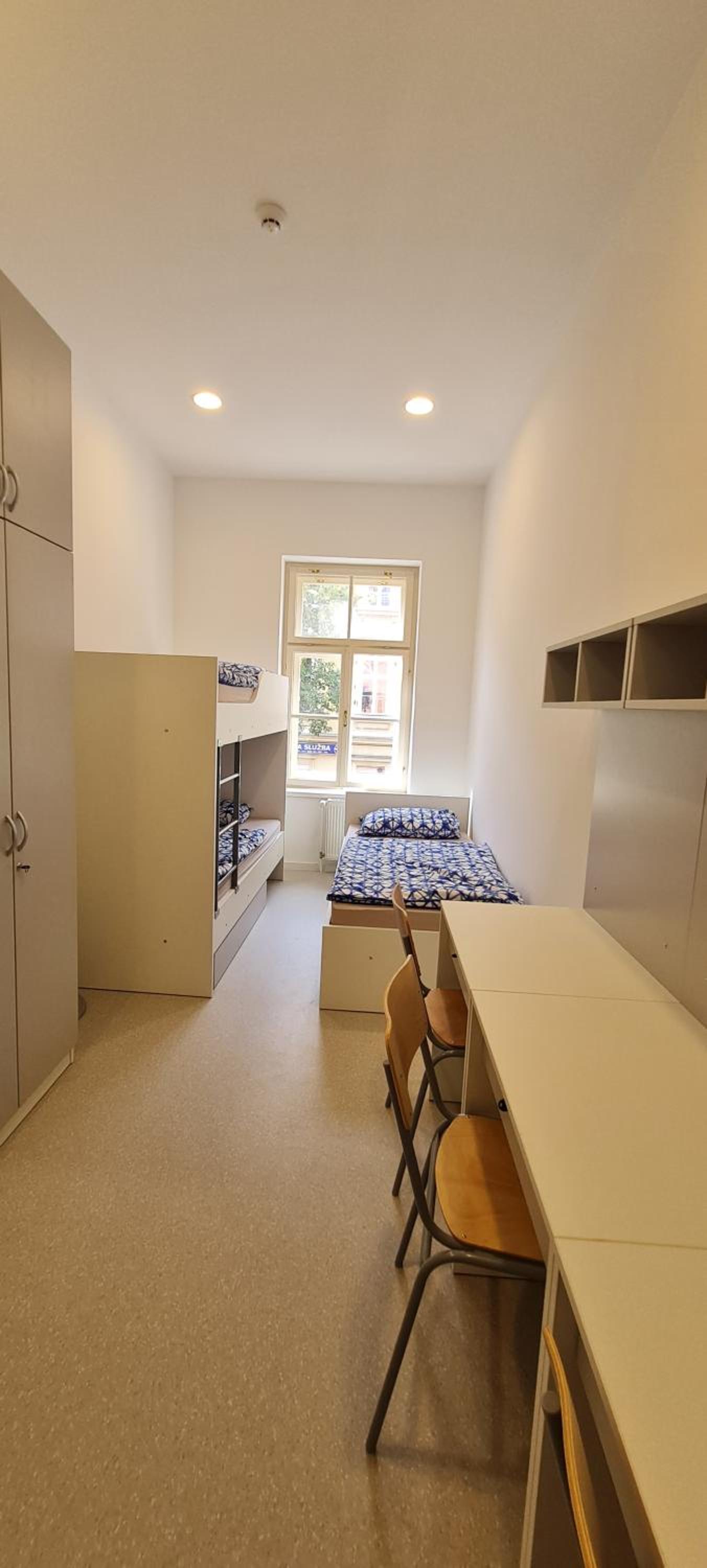 Downtown Zagreb Budget Rooms view 4