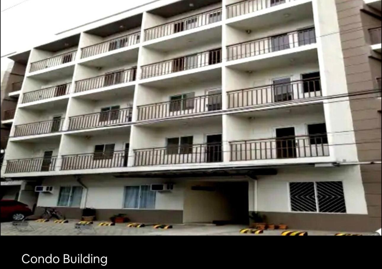 Condo Transient Near NAIA Airport-Unlimited Internet v2 view 4