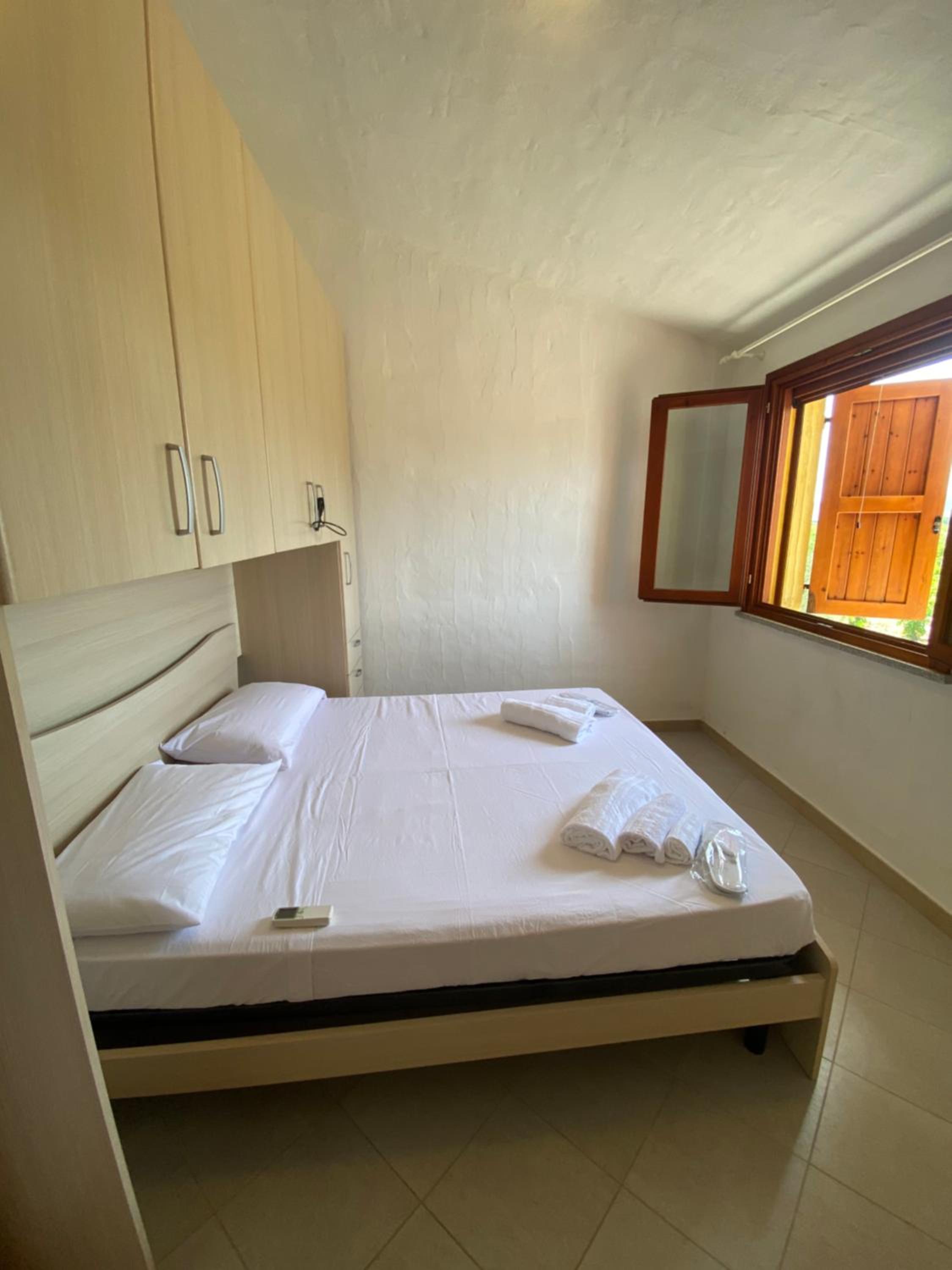 Villa Juniperus Porto Pino view 3