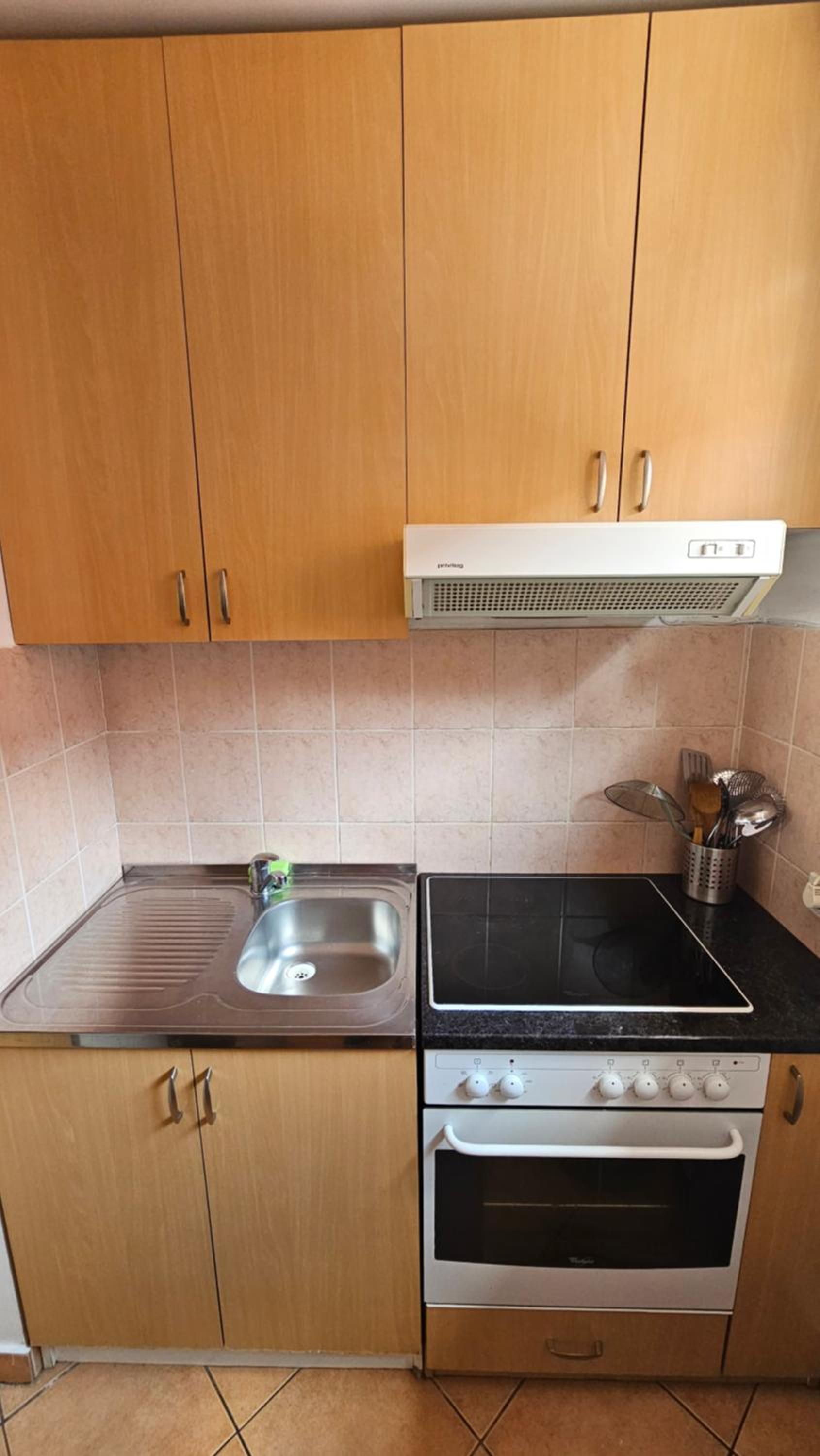 City Center Luxury Apartment view 5