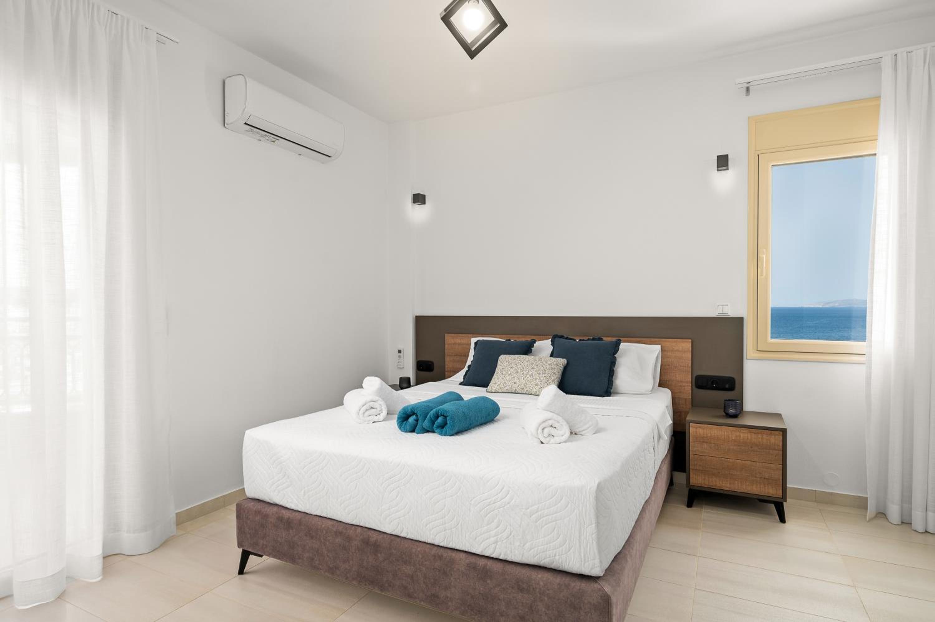 VerKon Villa Luxury Villa with Private Pool photo 4