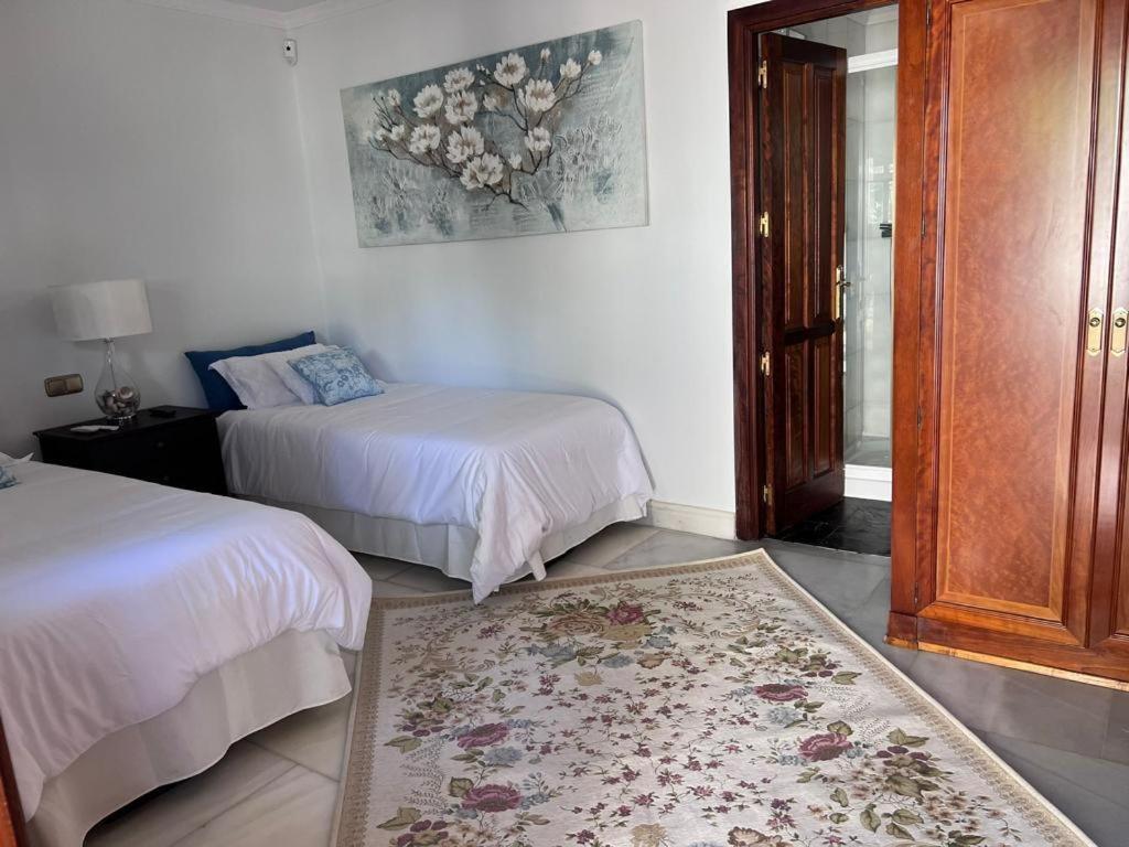VILLA EN PRIMERA LINEA PLAYA
