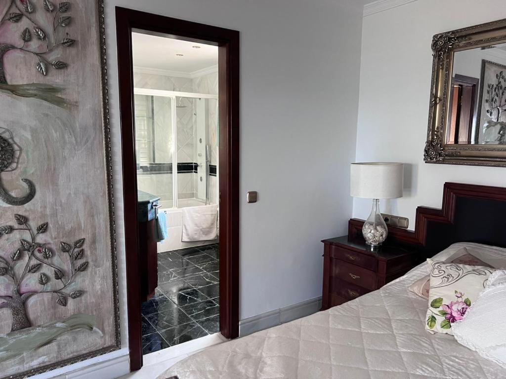 VILLA EN PRIMERA LINEA PLAYA