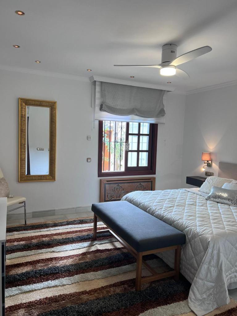 VILLA EN PRIMERA LINEA PLAYA