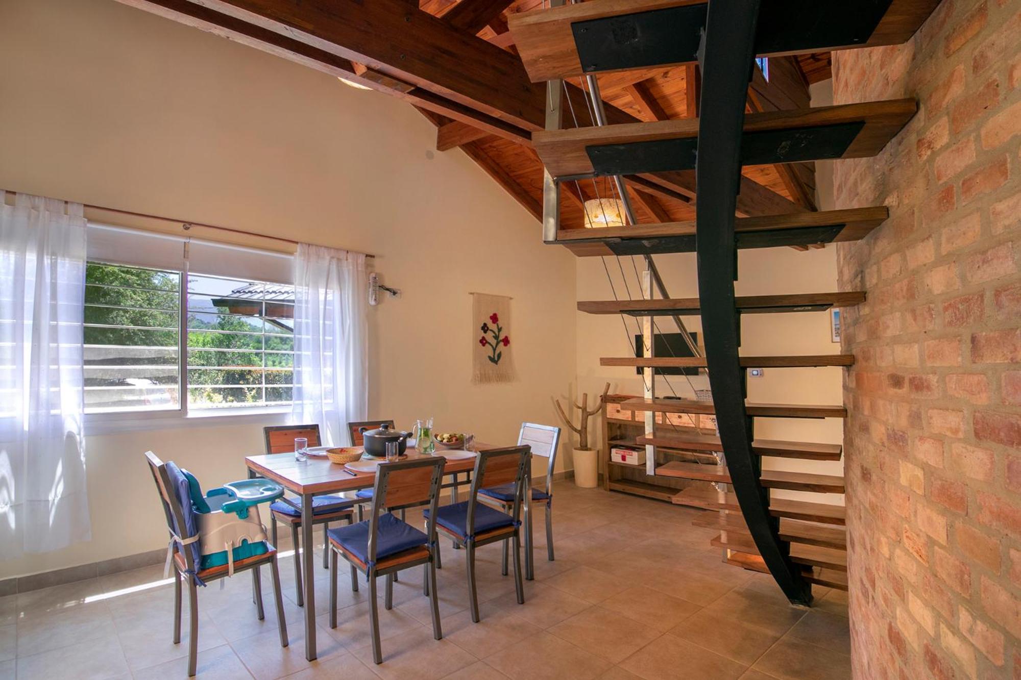 Casa Arboles De Tala con parque amplio