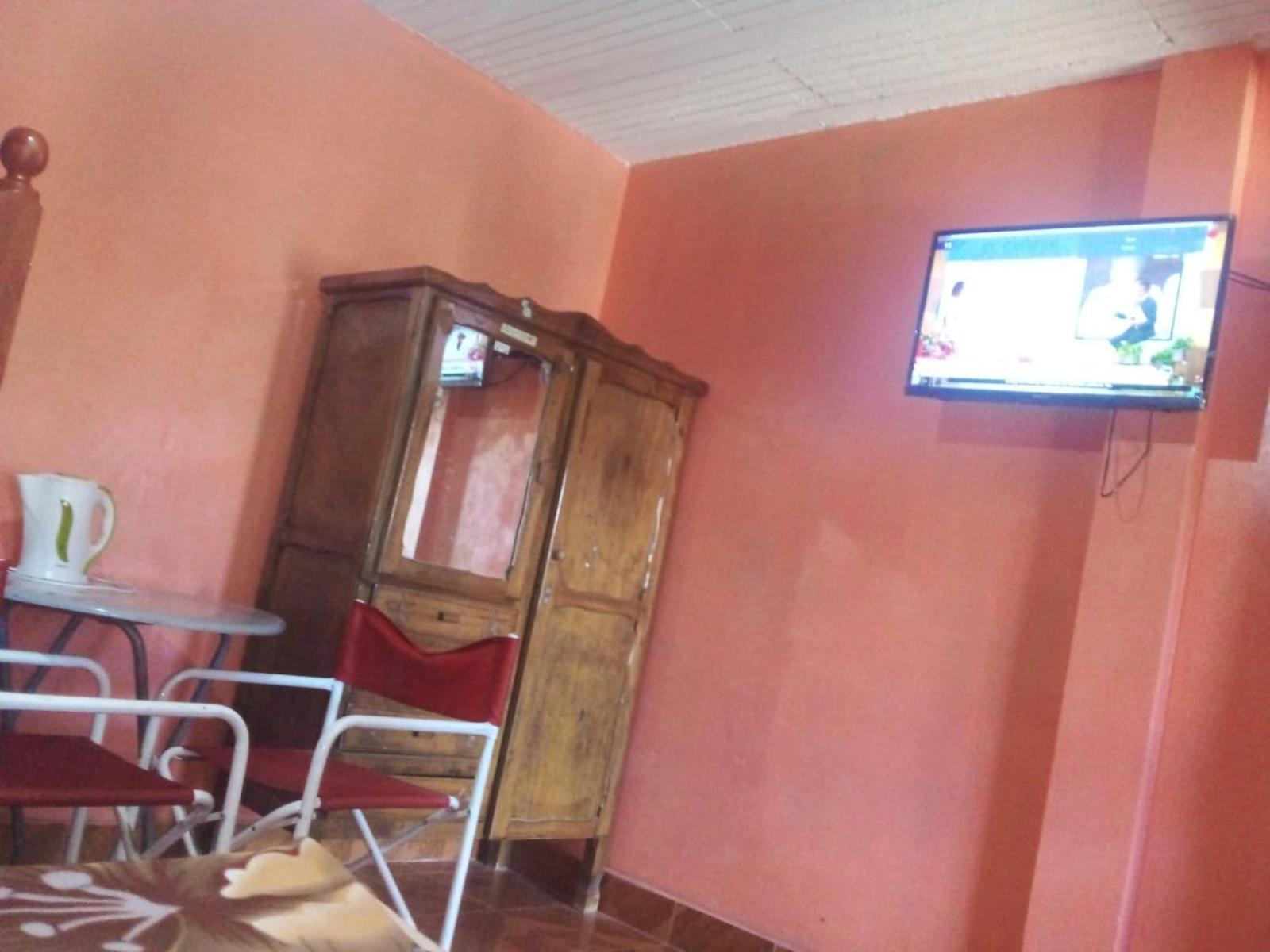 HOSTAL LUCERO