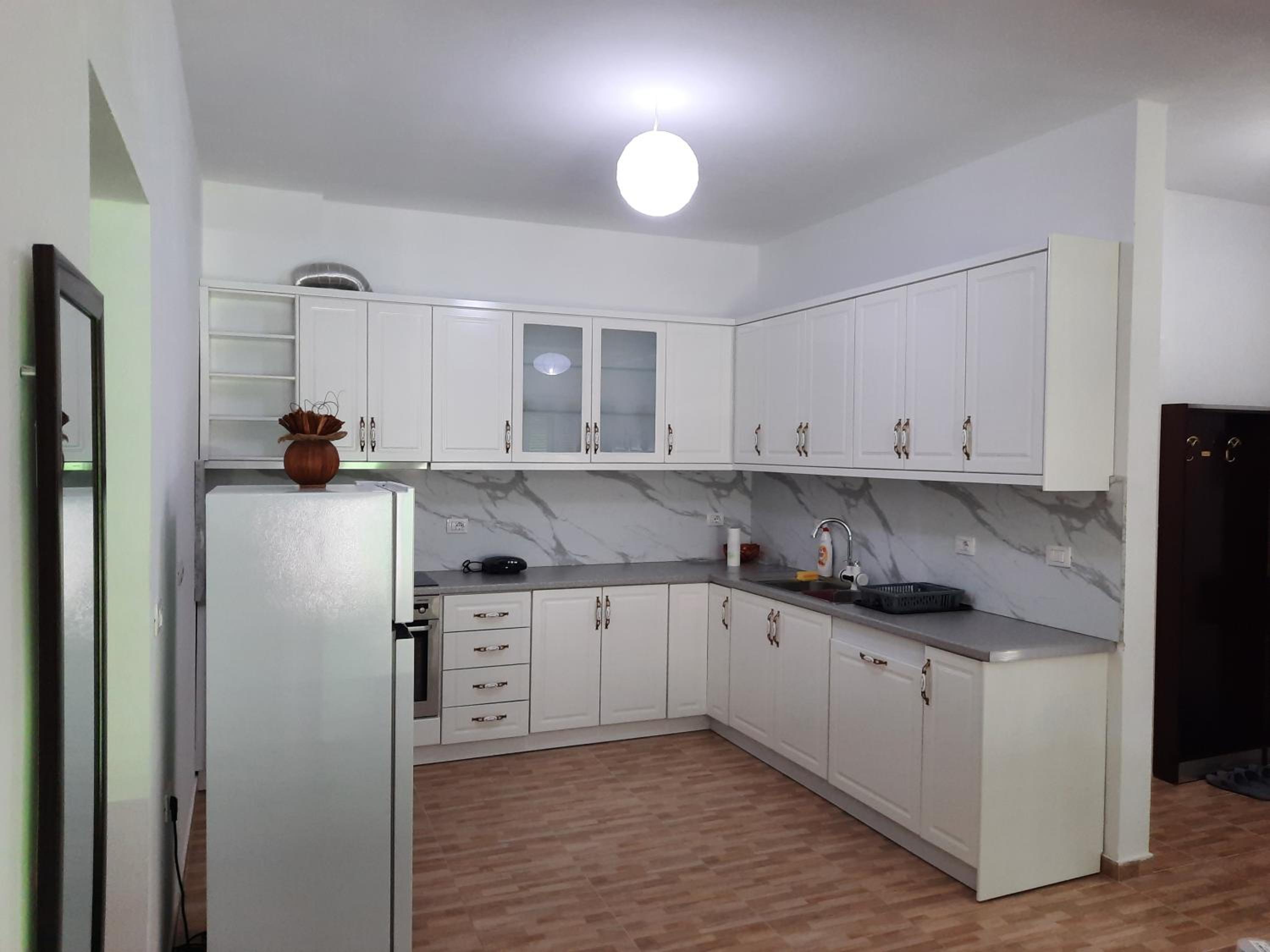 Gjirokastra apartment 360