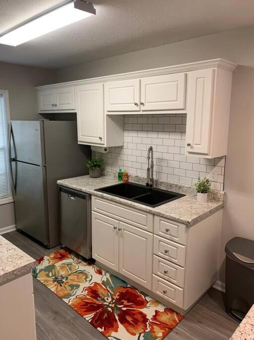 Comfy, Stylish Townhome Near I-20! view 3