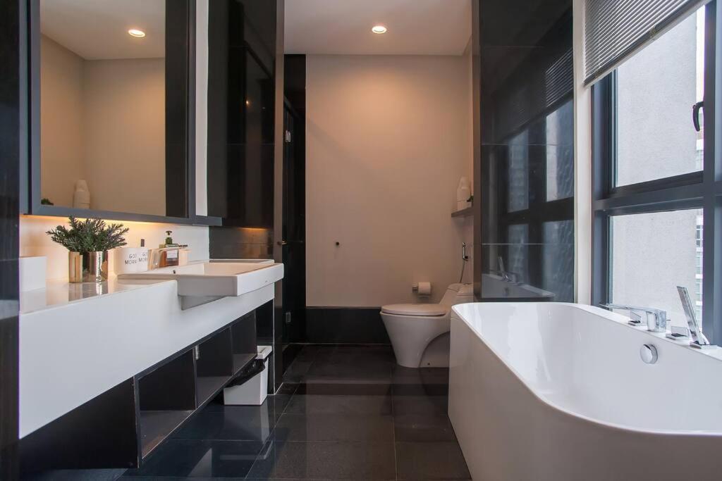 TTs HOME3 Mews 4-8Pax Pavilion KLCC Kuala Lumpur