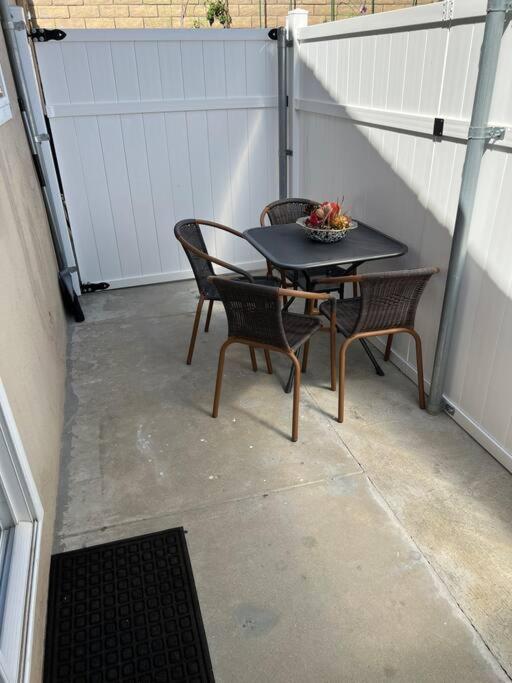 Meticulous Private House - Camarillo Heights-82 inch TV