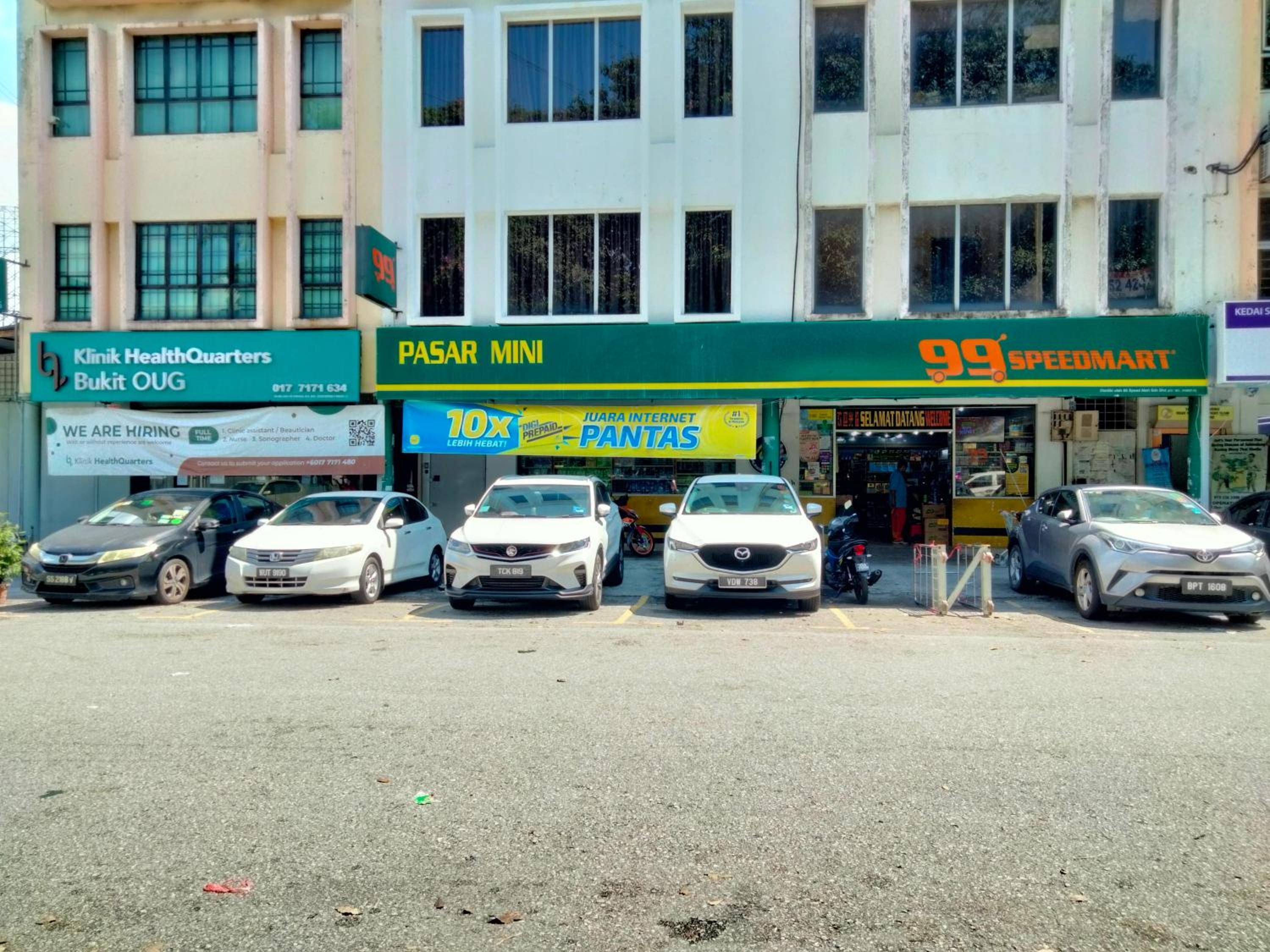 OUG Cozy 3Br 8-9pax 3storey townhouse Bukit OUG