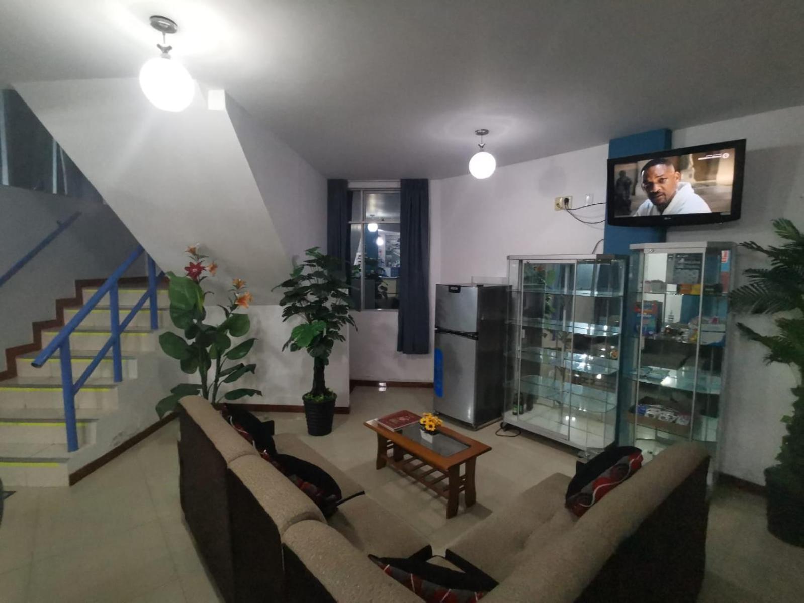 Hostal Puerto Ingles