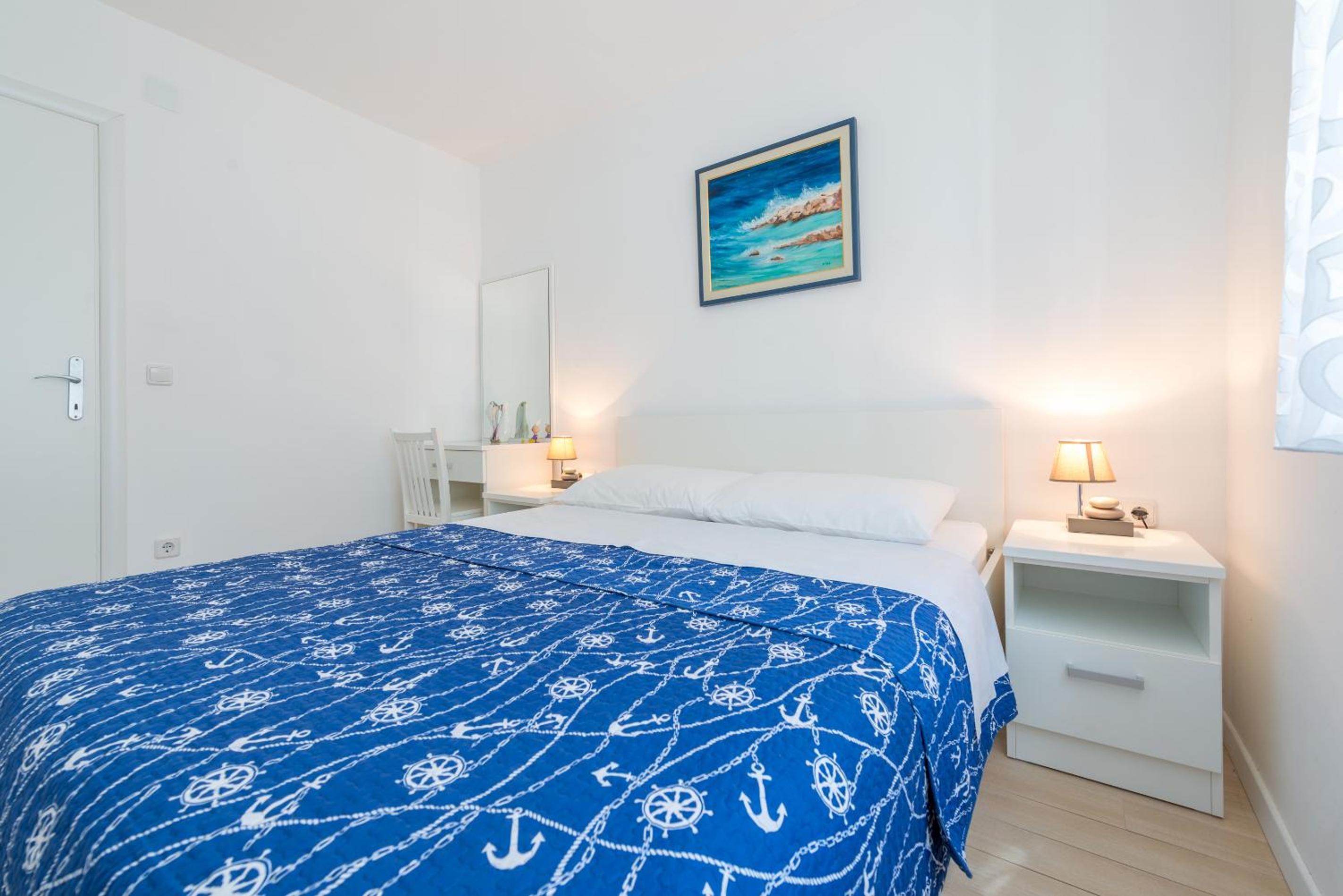 Avenue Apartment