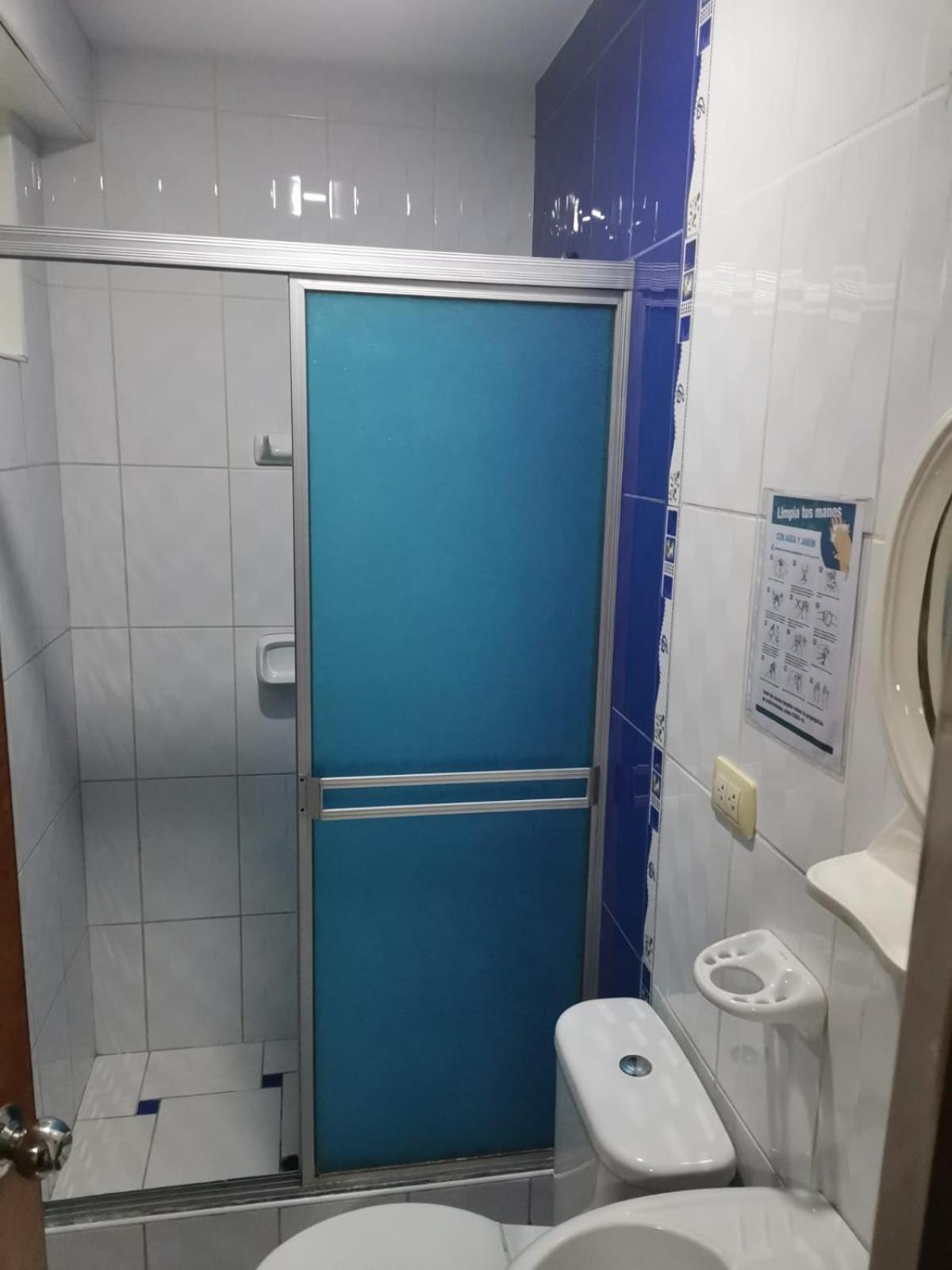 Hostal Puerto Ingles