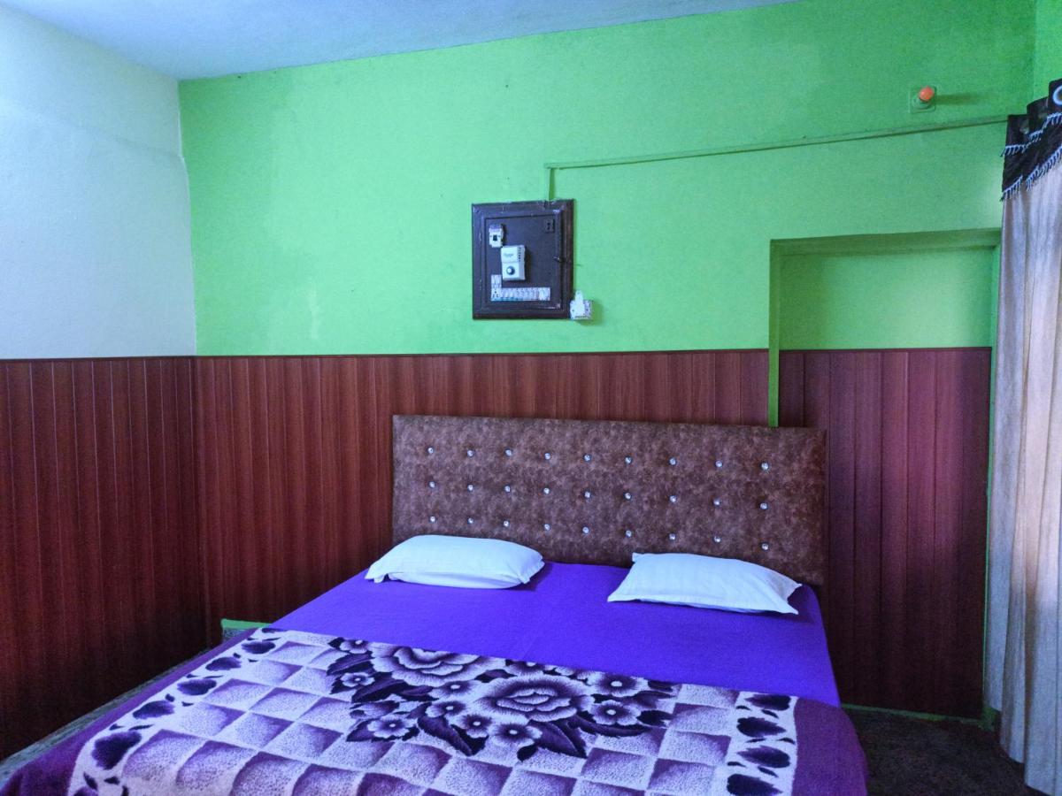 Adrose Cotttages & Family Restaurant Colva