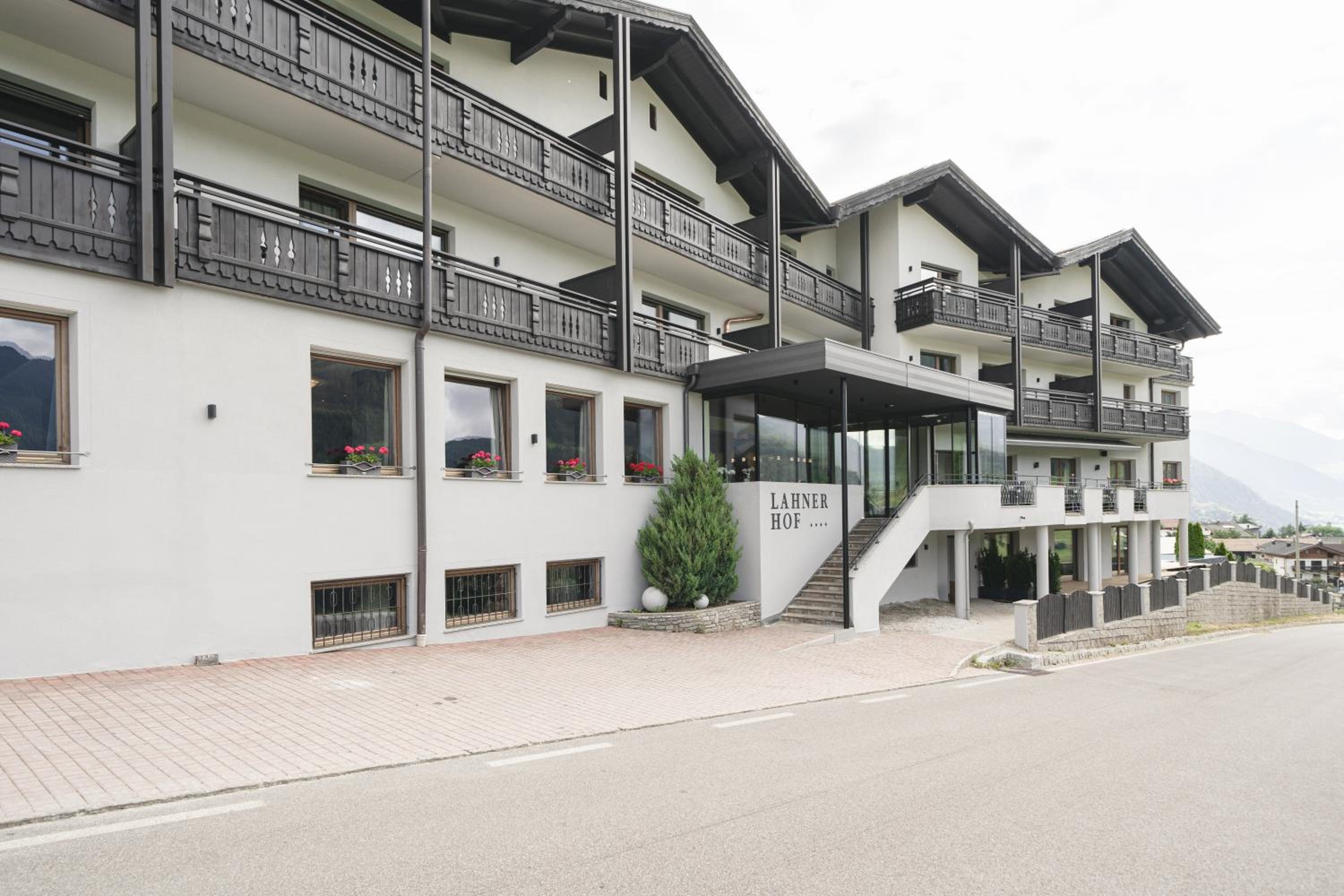 Hotel Lahnerhof - Image 1