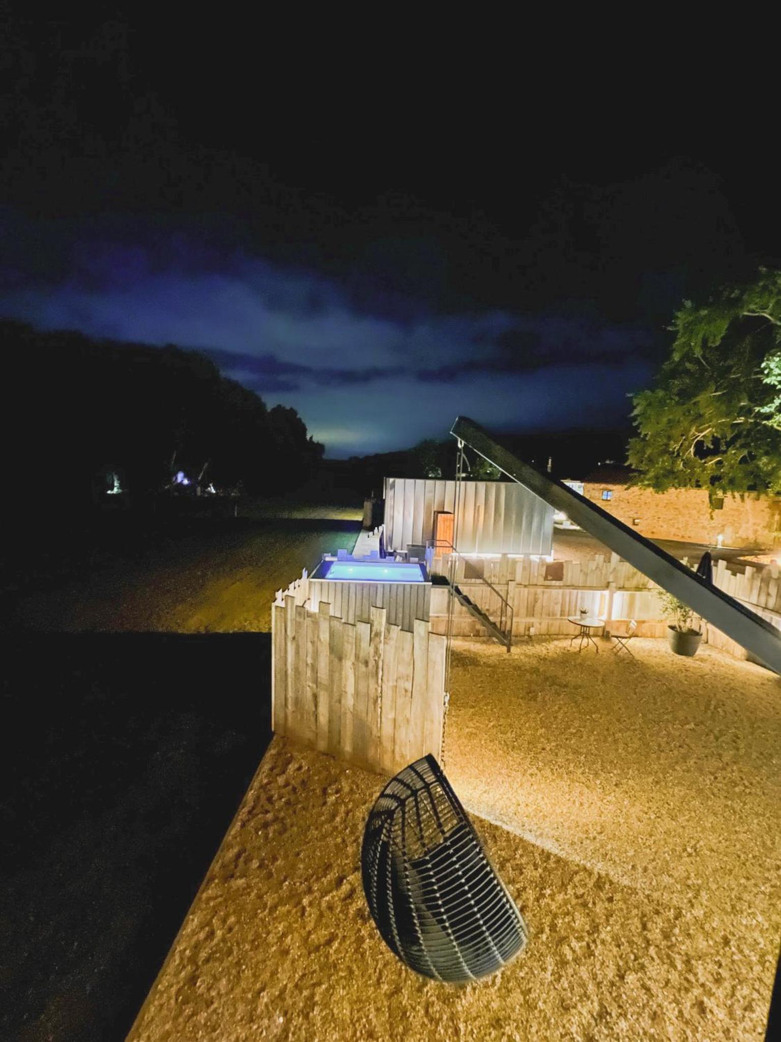 VIBE LUXURY CABINS