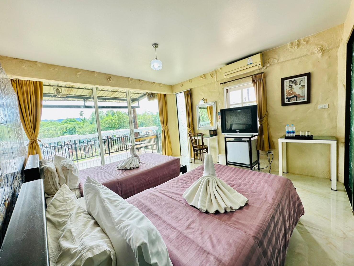 Yoko River Kwai Resort