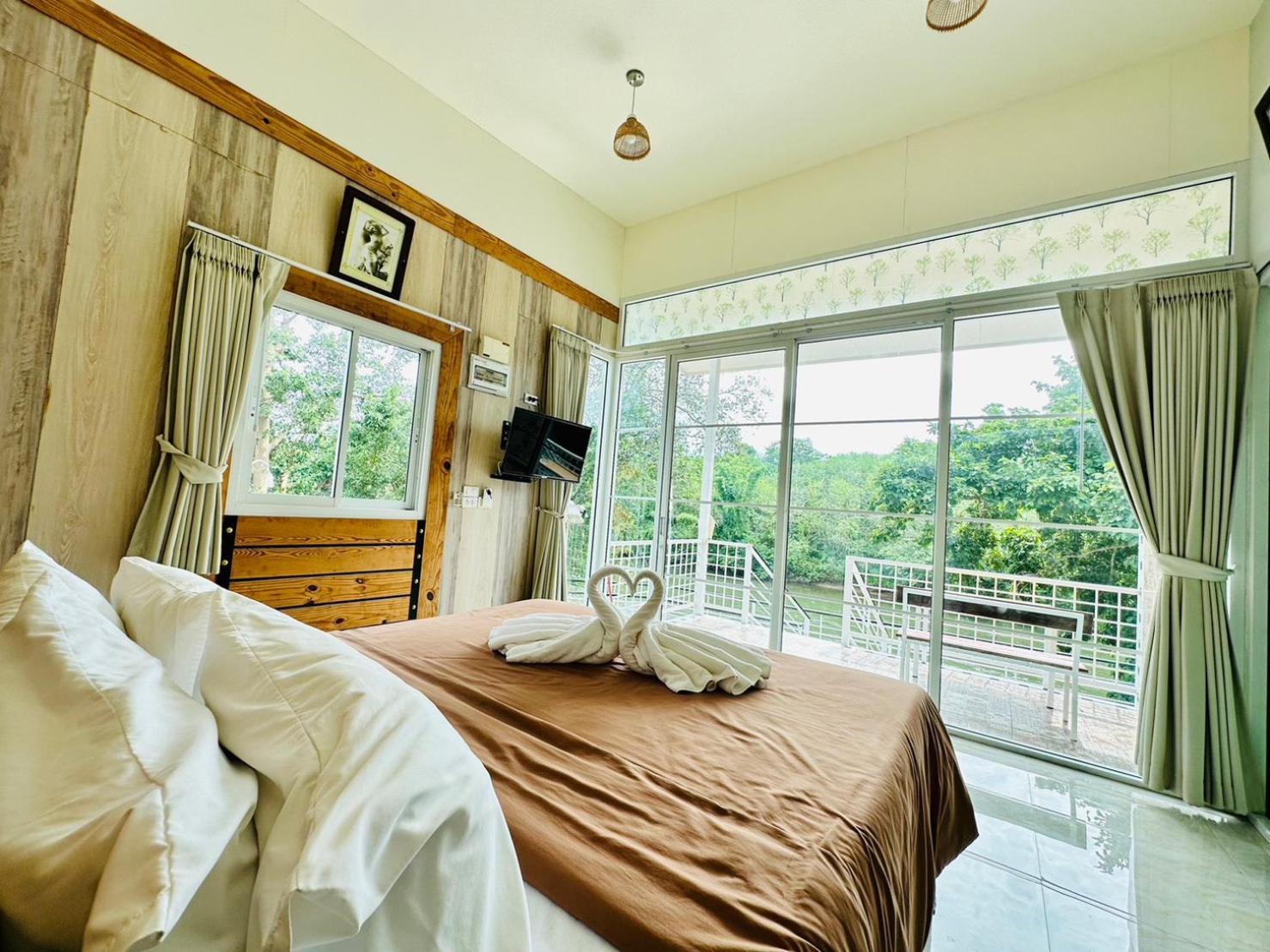 Yoko River Kwai Resort