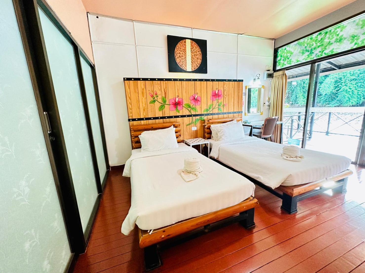 Yoko River Kwai Resort