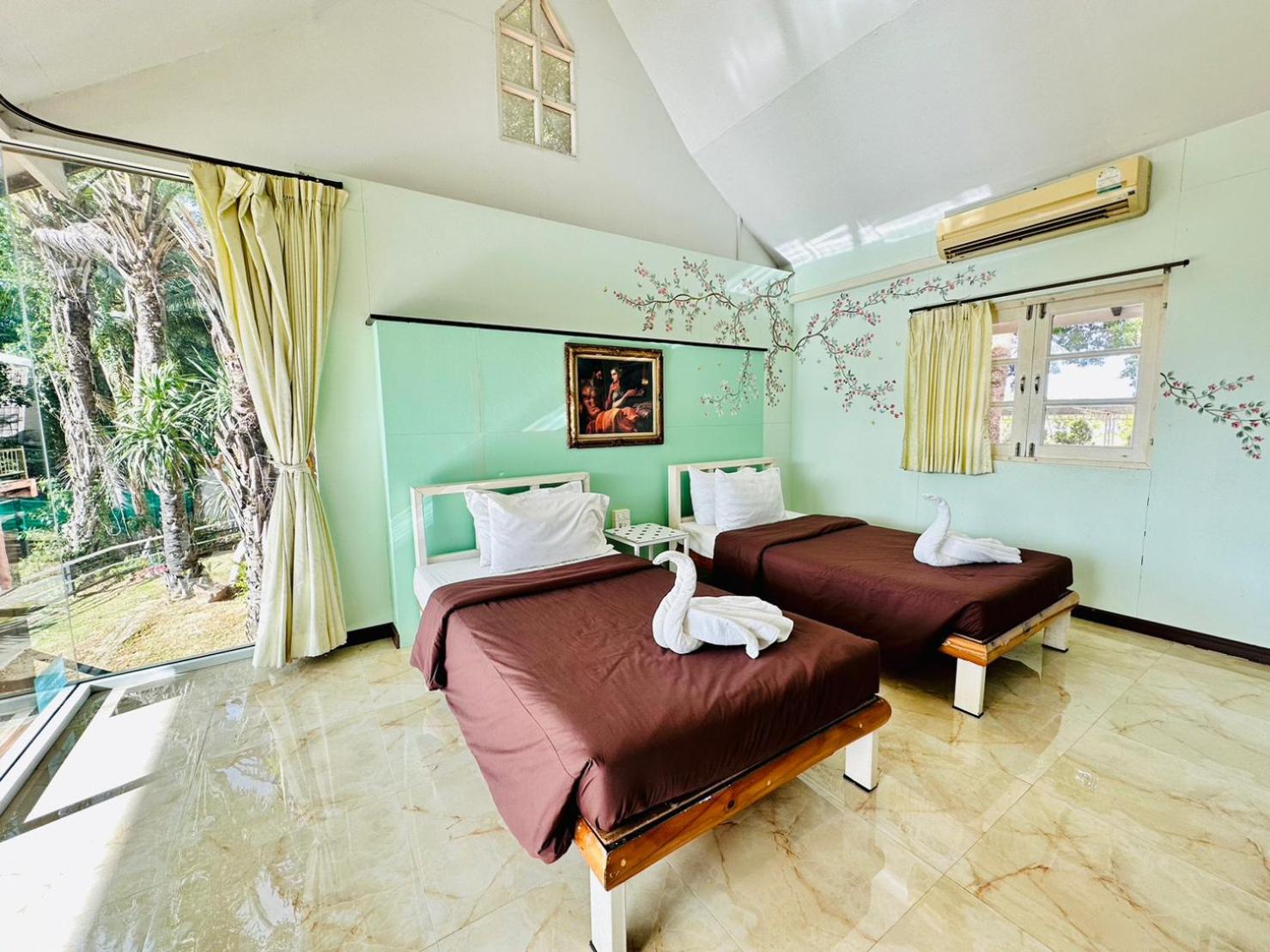 Yoko River Kwai Resort
