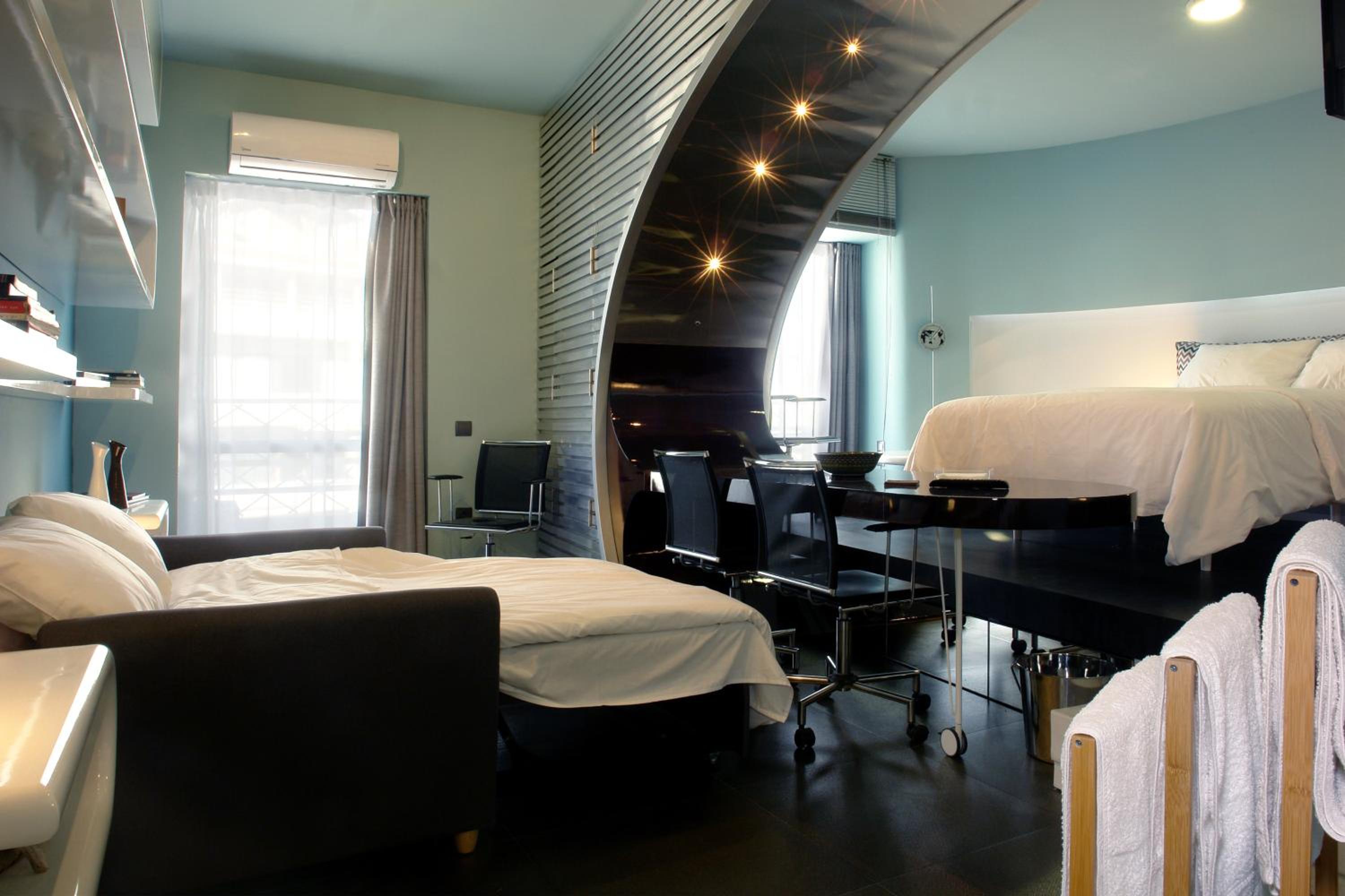 hotel room
