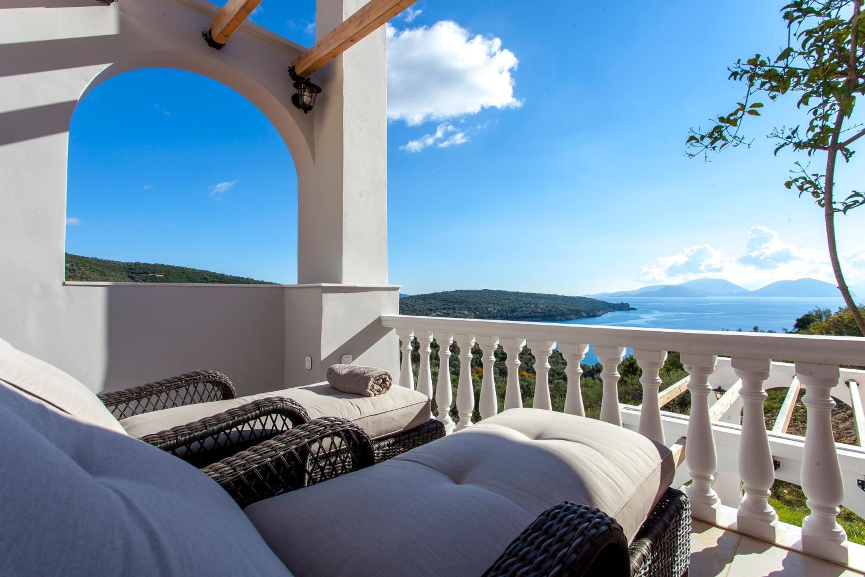 luxurylefkadavilla