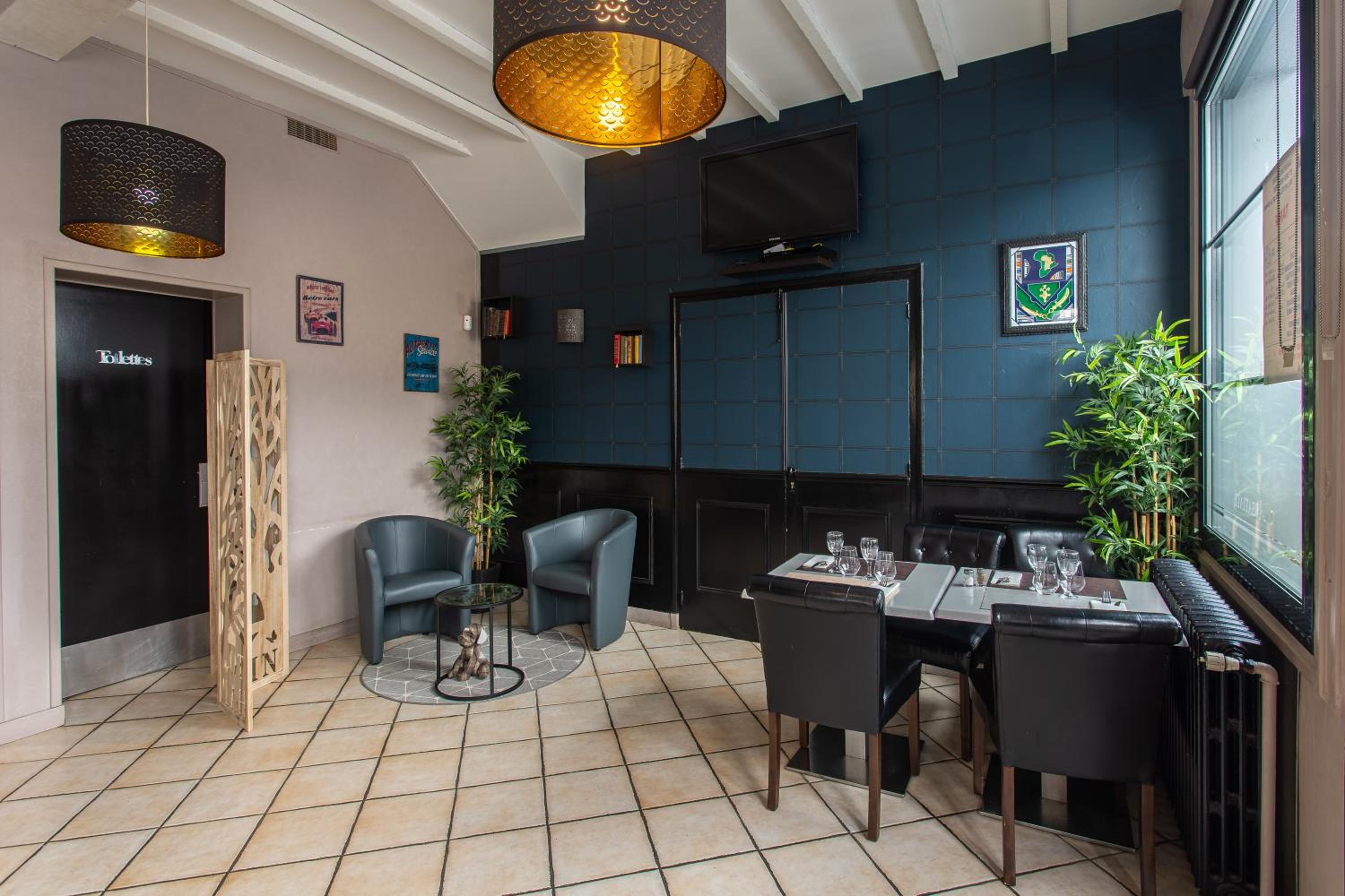 restaurant