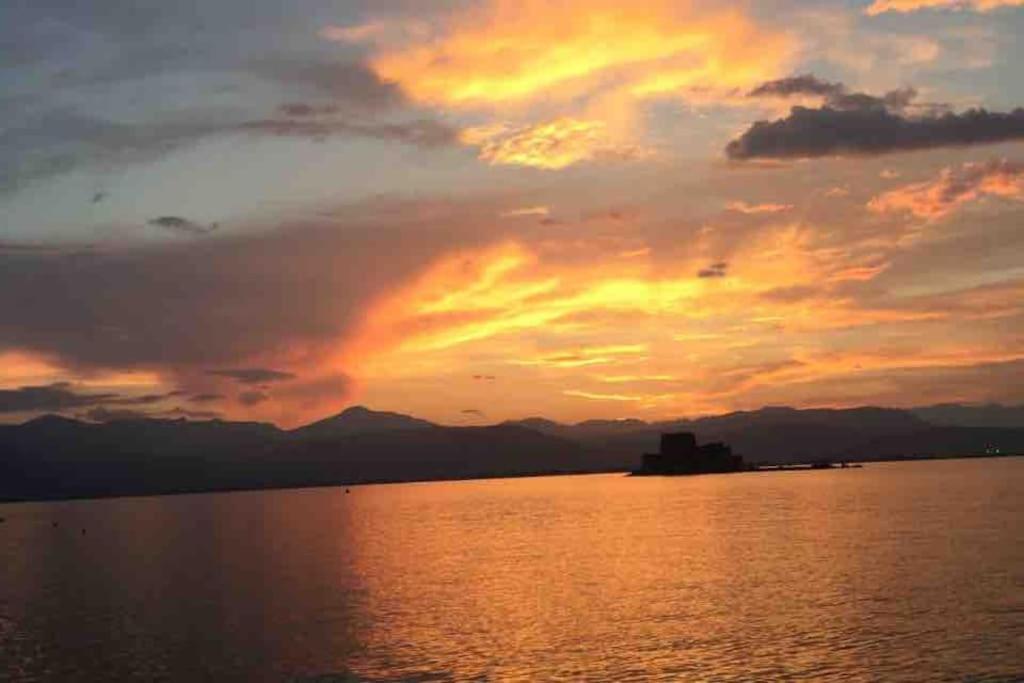 Romantic Nafplio Getaway Apartment SAVE