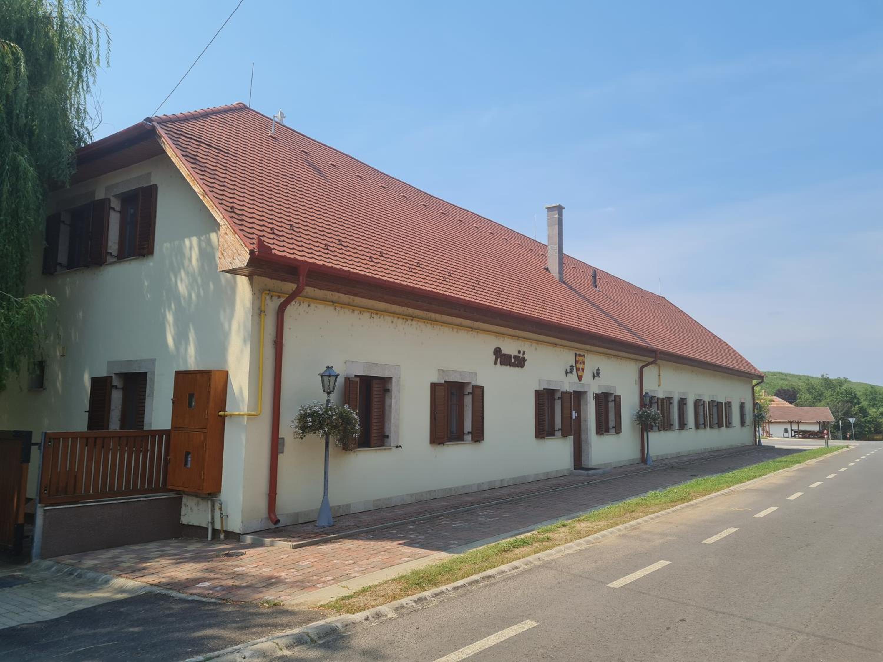 Tőrös Panzió
